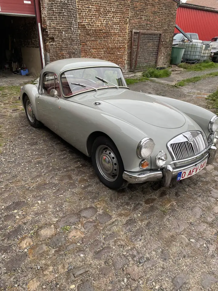 MG MGA Coupe, foto 1