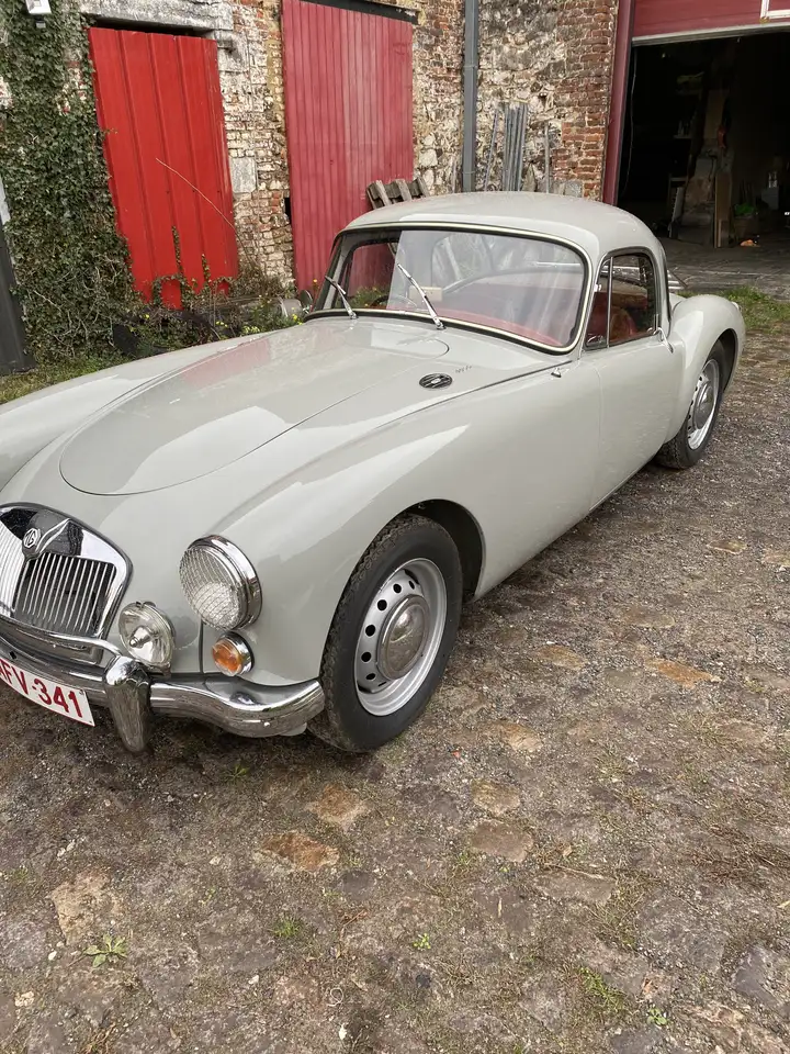 MG MGA Coupe, foto 3
