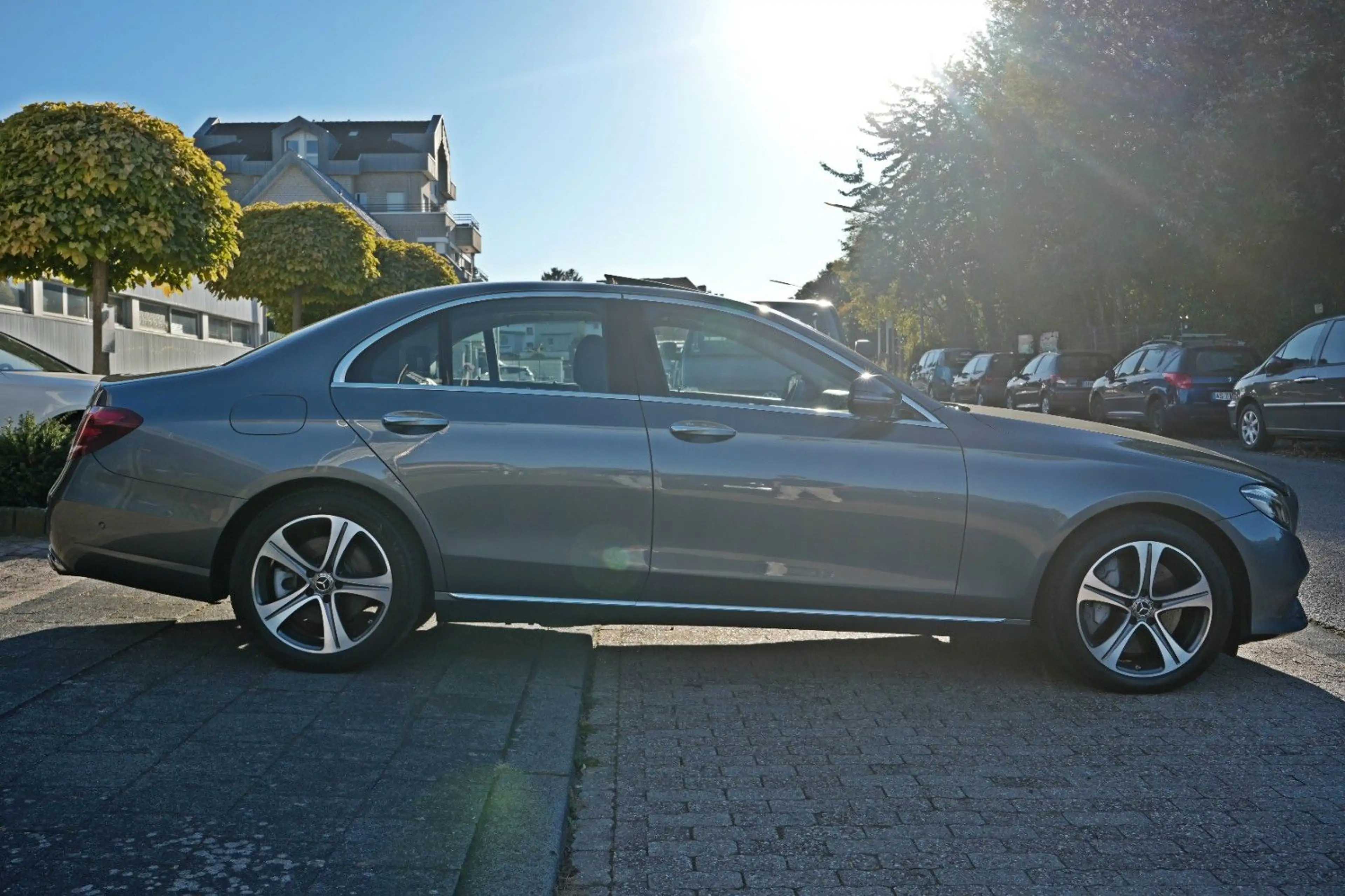 Mercedes-Benz E 400 d 4Matic Limousine *HEADUP|360°|MEMORY* — photo 8