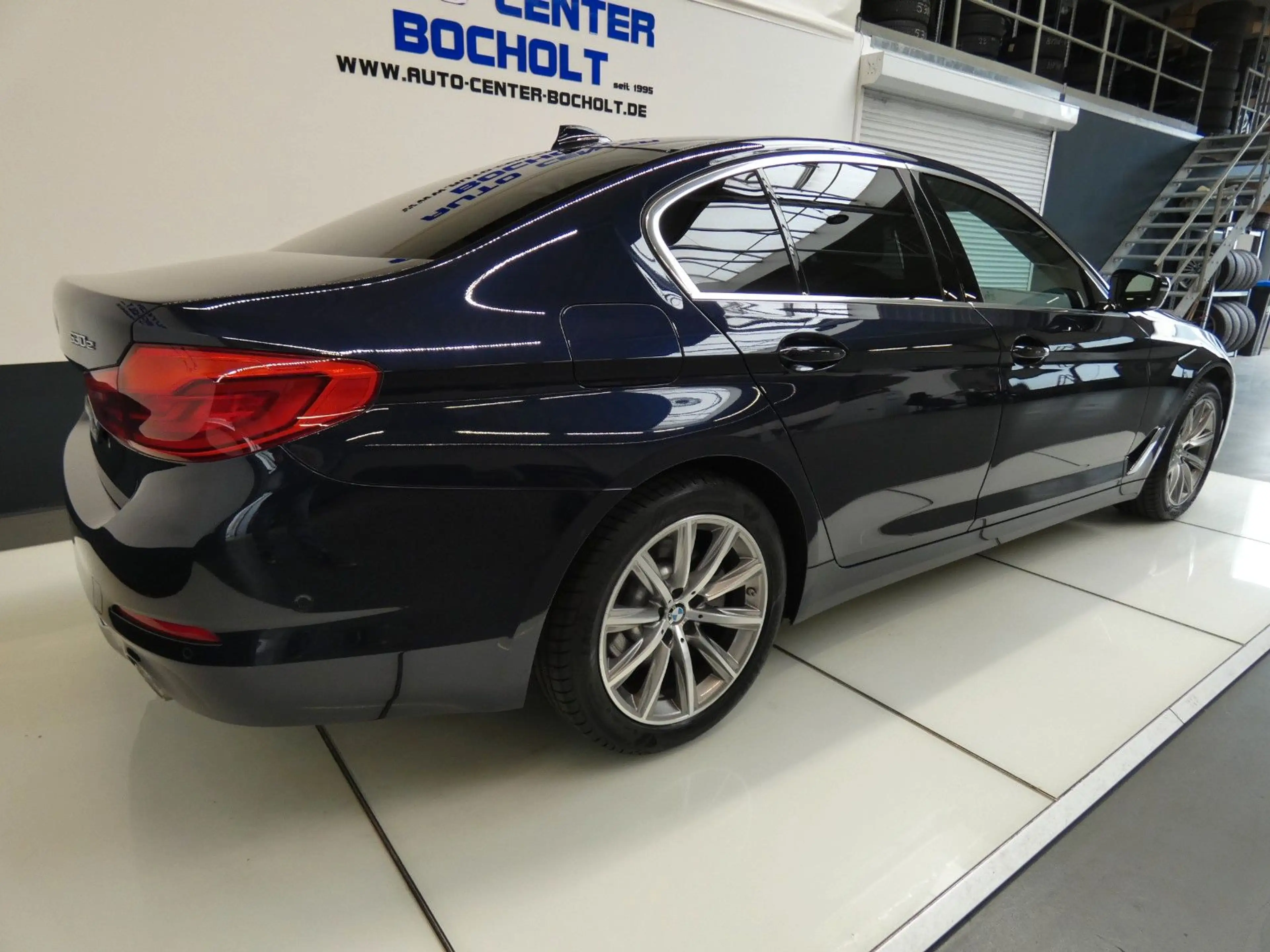 BMW 530 e iPerformance*HUD*LED*TV*GSD*HiFi — photo 9