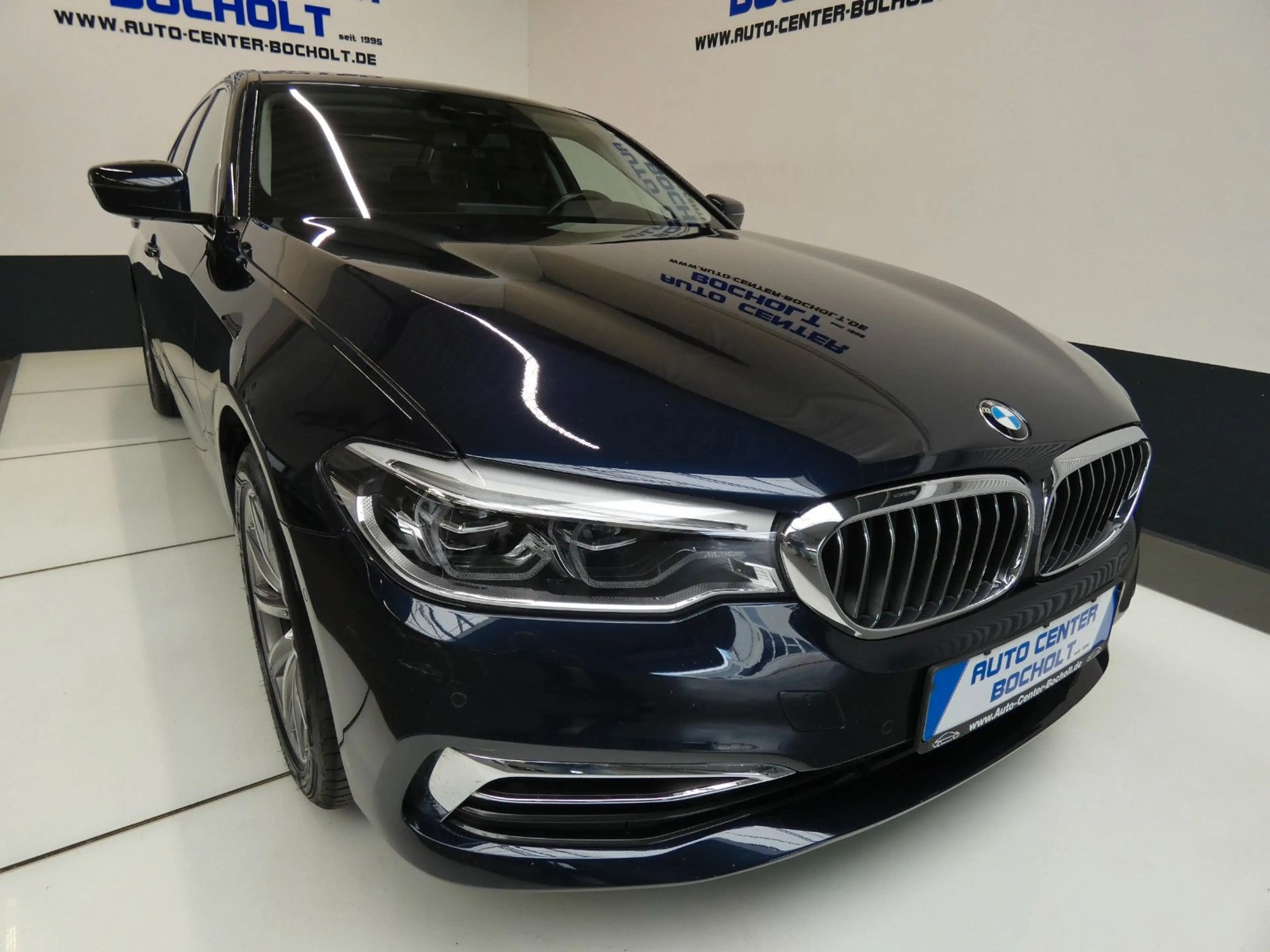 BMW 530 e iPerformance*HUD*LED*TV*GSD*HiFi — photo 3