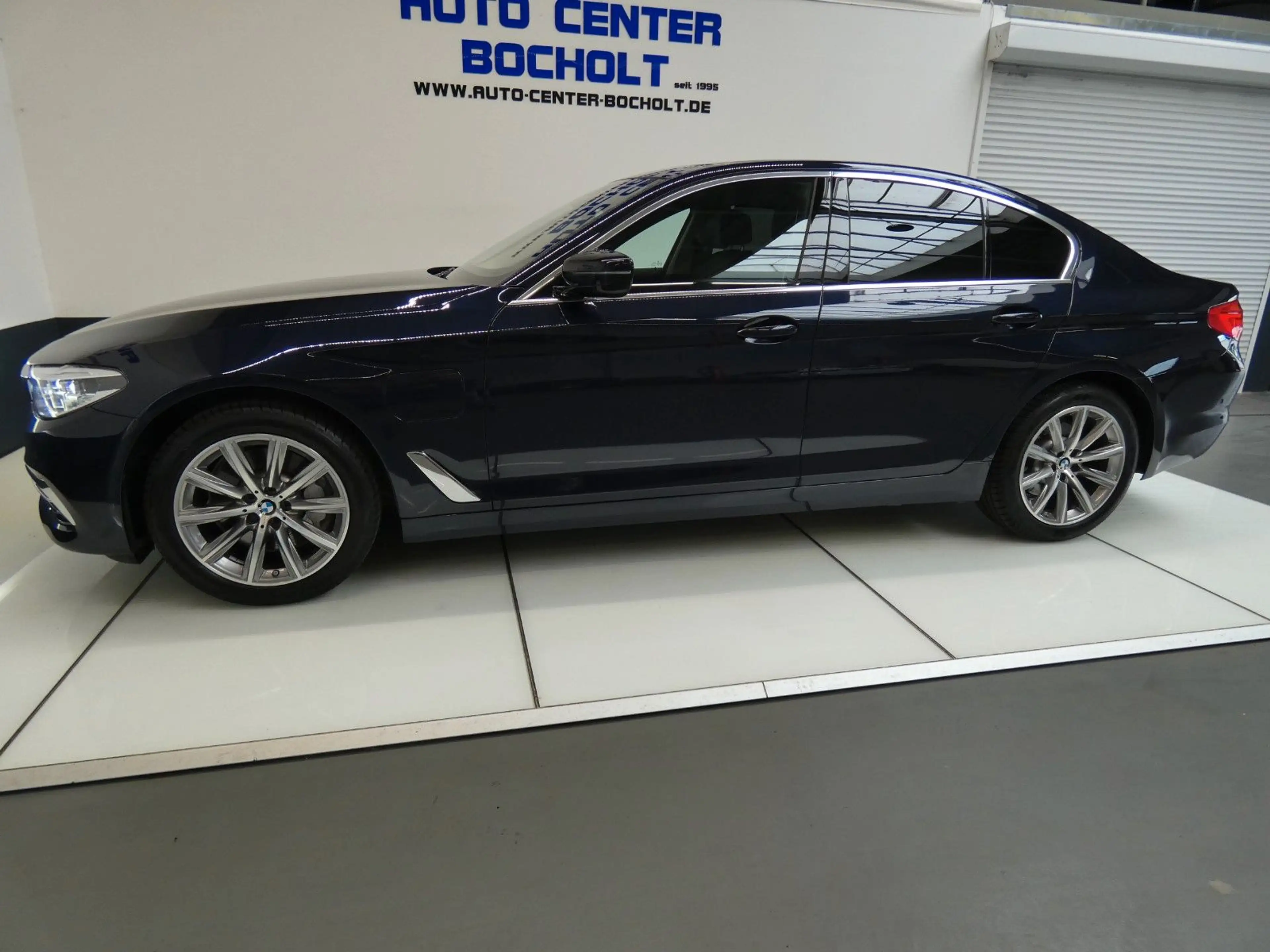 BMW 530 e iPerformance*HUD*LED*TV*GSD*HiFi — photo 14