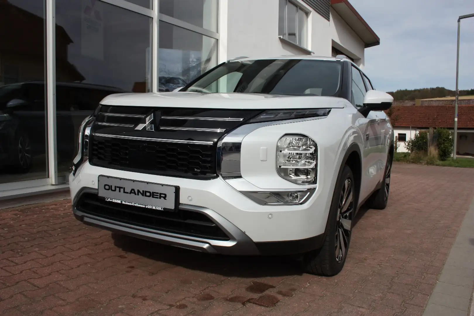 Mitsubishi Outlander PHEV Intro, 8 Jahre Garantie #sofort# Weiß - 1