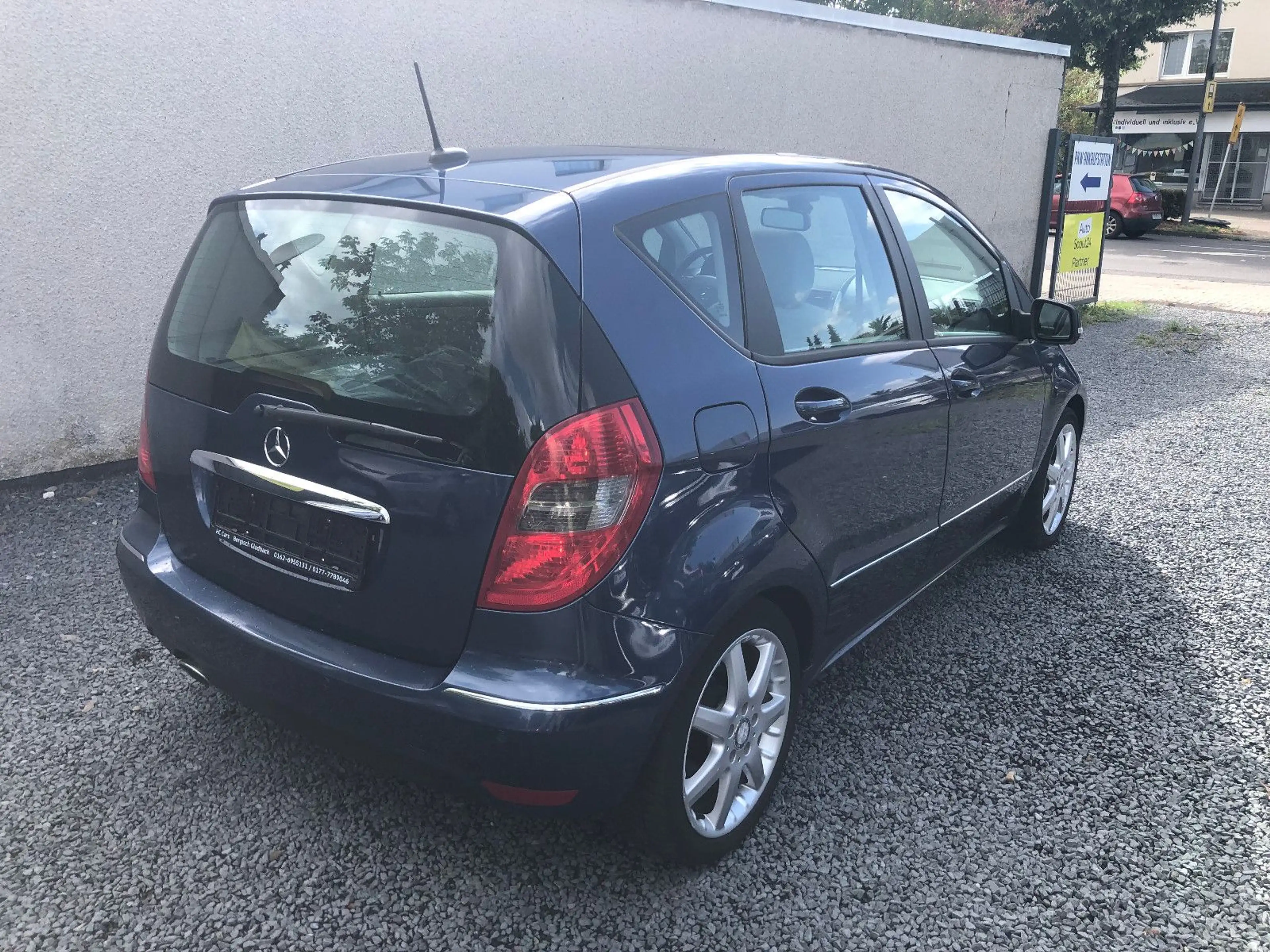 Mercedes-Benz A 200 /Autom./Navi/Sitzheizung/Leder — photo 5