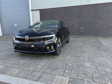 EV60 220hp optimum charge Iconic