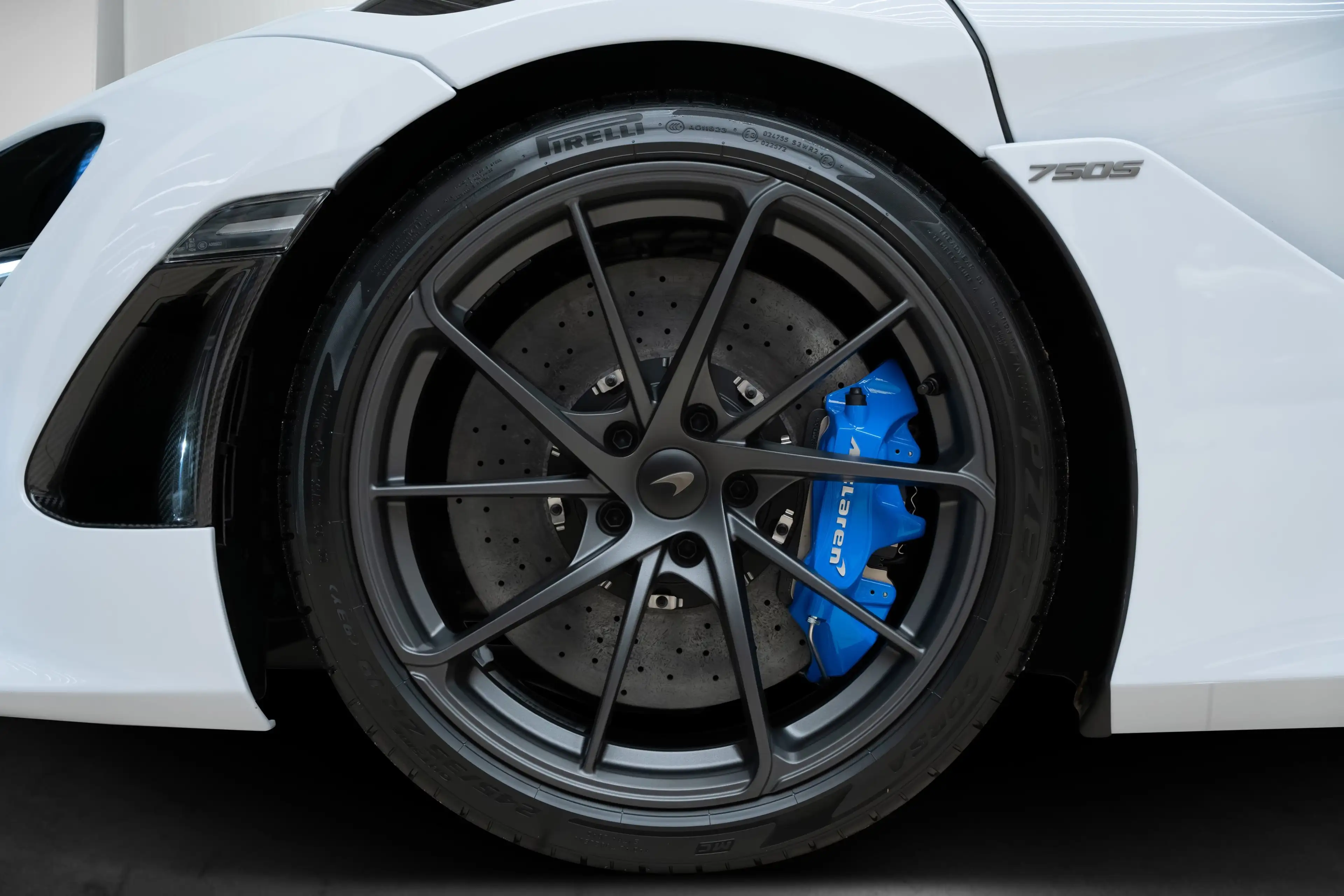 McLaren 600LT 750S MSO Paint I Performance I CF — photo 8