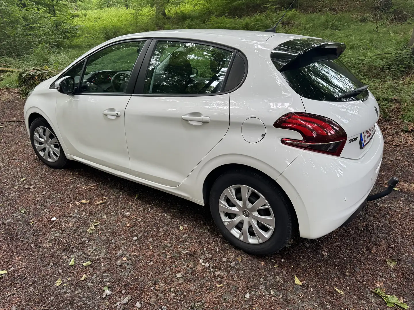 Peugeot 208 1.2i PureTech Allure 2017 - 1