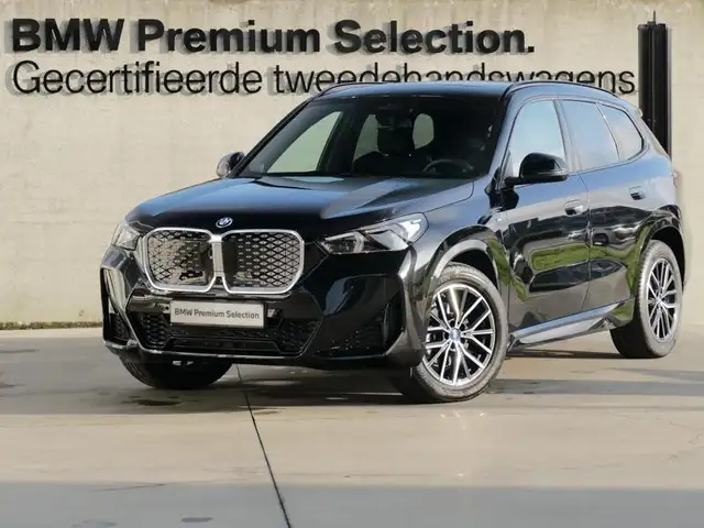 BMW iX1 eDrive20 M Sport | PANO | 360° | DRIVE+ |
