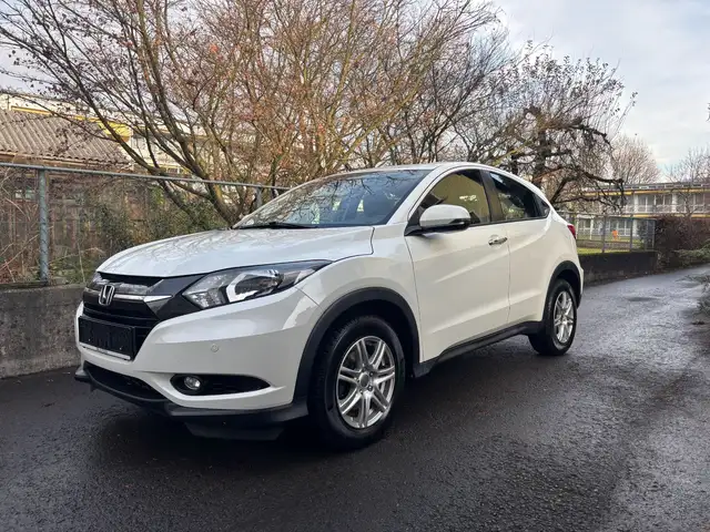Honda HR-V 1.6 i-DTEC Elegance / Service NEU / Pickerl NEU