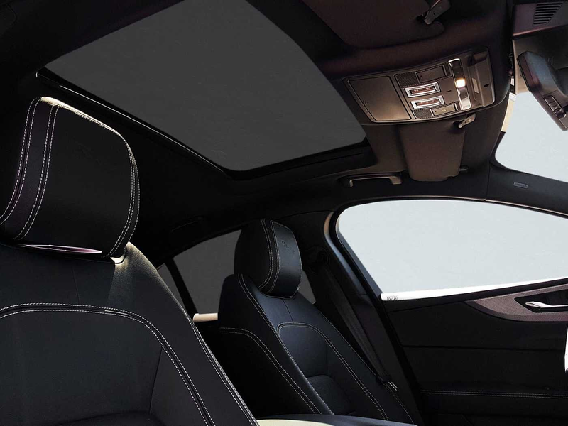 Jaguar XE D180 Aut. R-Dynamic SE — photo 10
