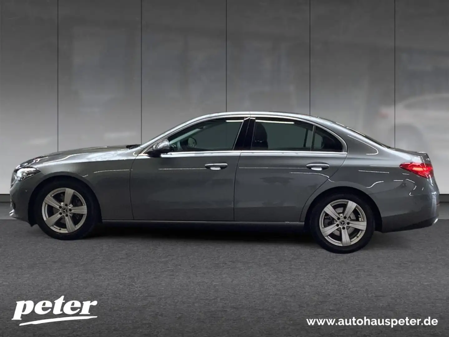 Mercedes-Benz C 180 /Avantgarde/9G/LED/Kamera/Navigation/AHK/ Grijs - 2