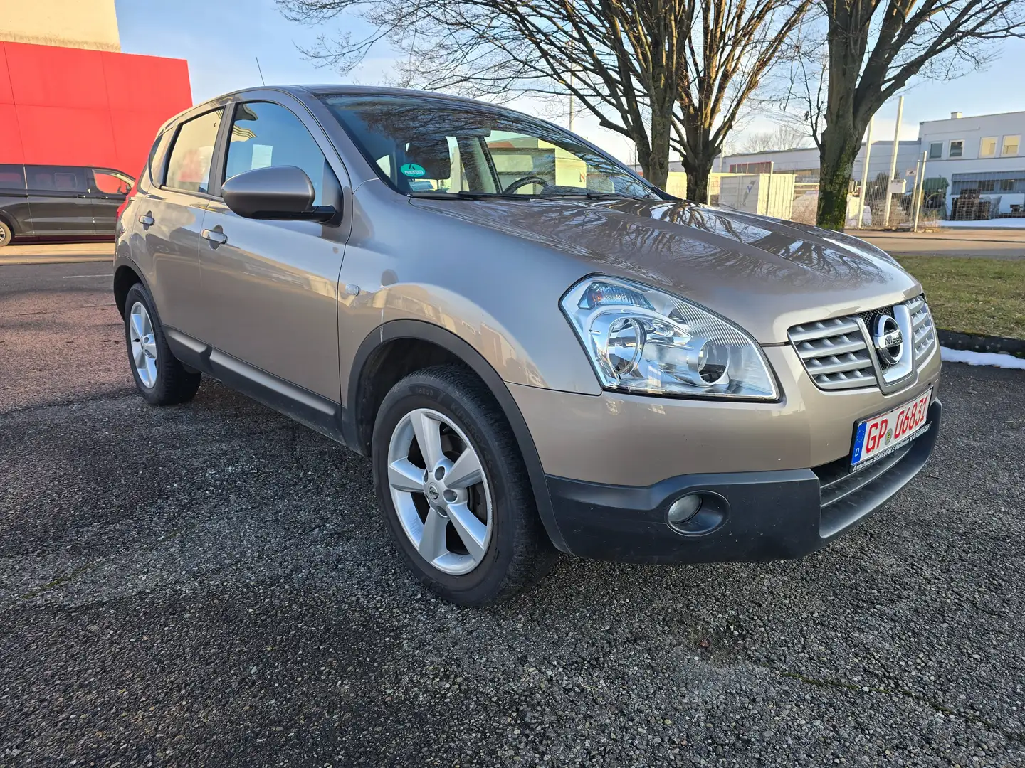 Nissan Qashqai Qashqai 2.0 4X4 Automatik klima Braun - 2
