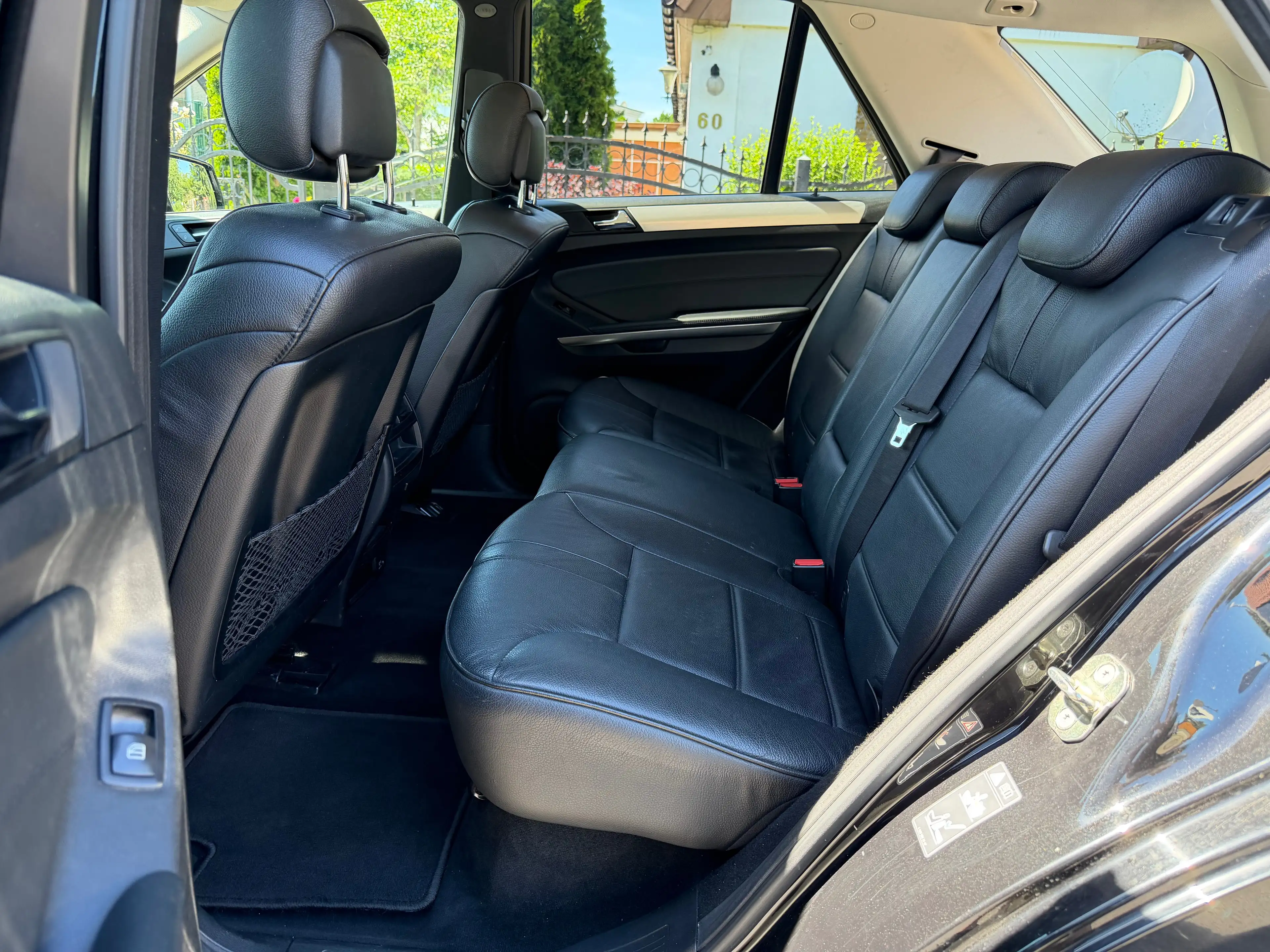 Mercedes-Benz ML 350 ML 350 CDI 4Matic Automatik Navi Xenon Klimaaut AHK Euro5 — photo 13