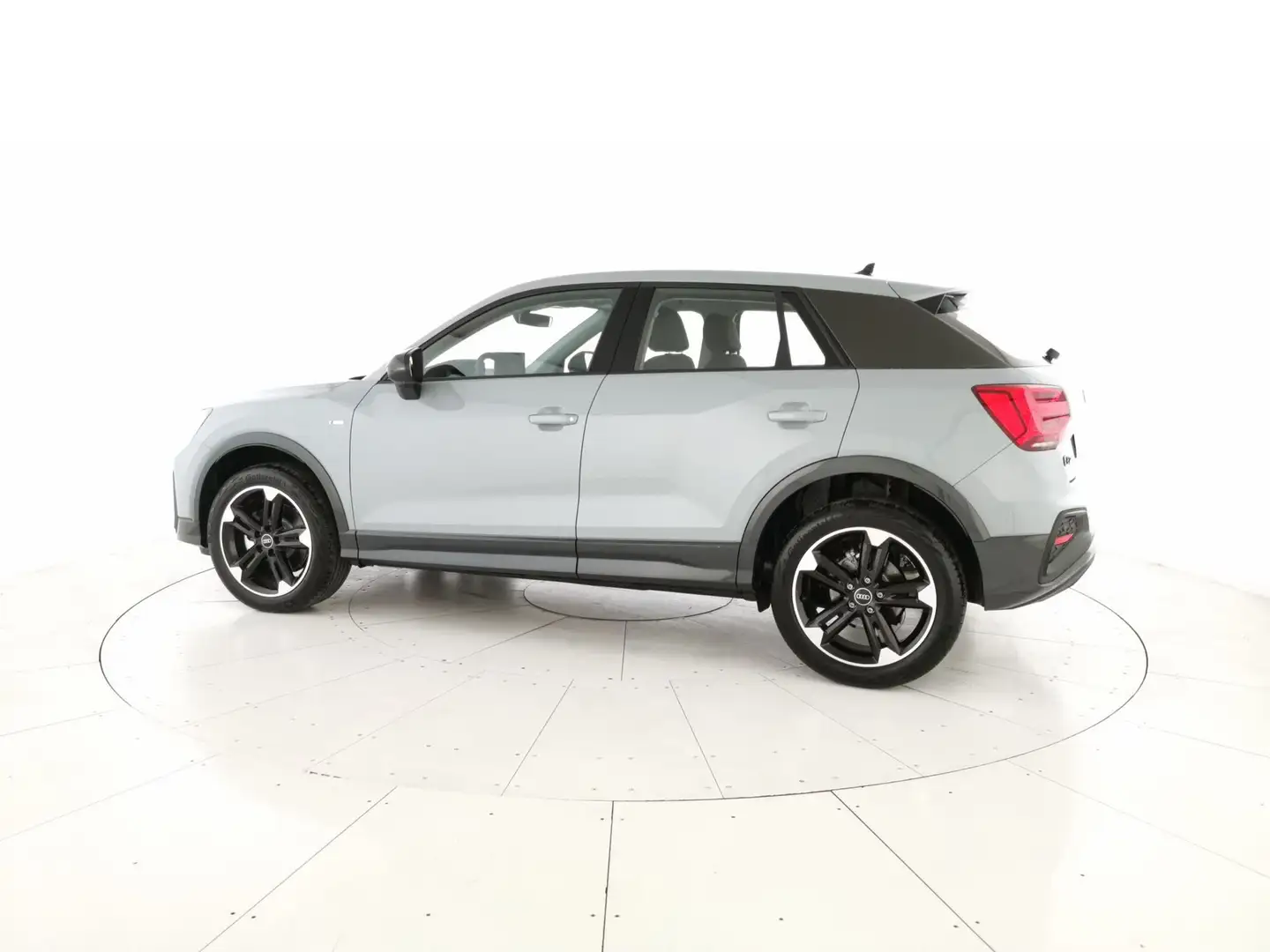 Audi Q2 35 2.0 tdi S line edition s-tronic Grigio - 2