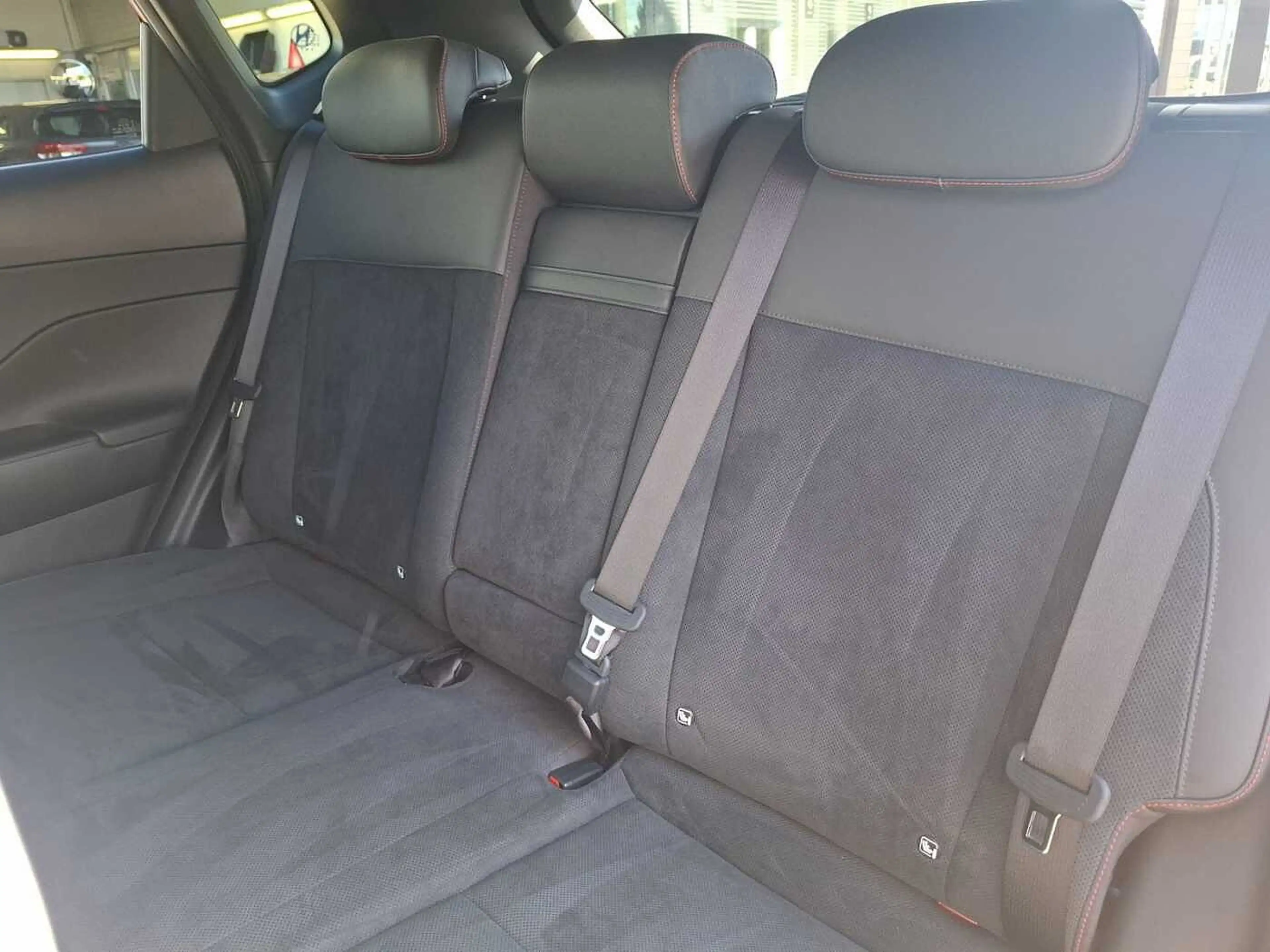 Hyundai KONA Hybrid 1.6 GDI DCT N Line 'Ultimate,GJR' — photo 12