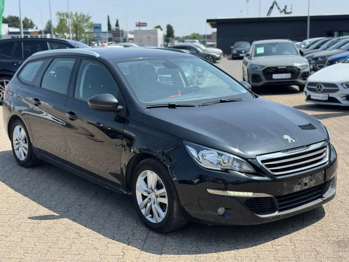 Peugeot 308 SW Access BlueHDi 100 STOP & START Noir - 2