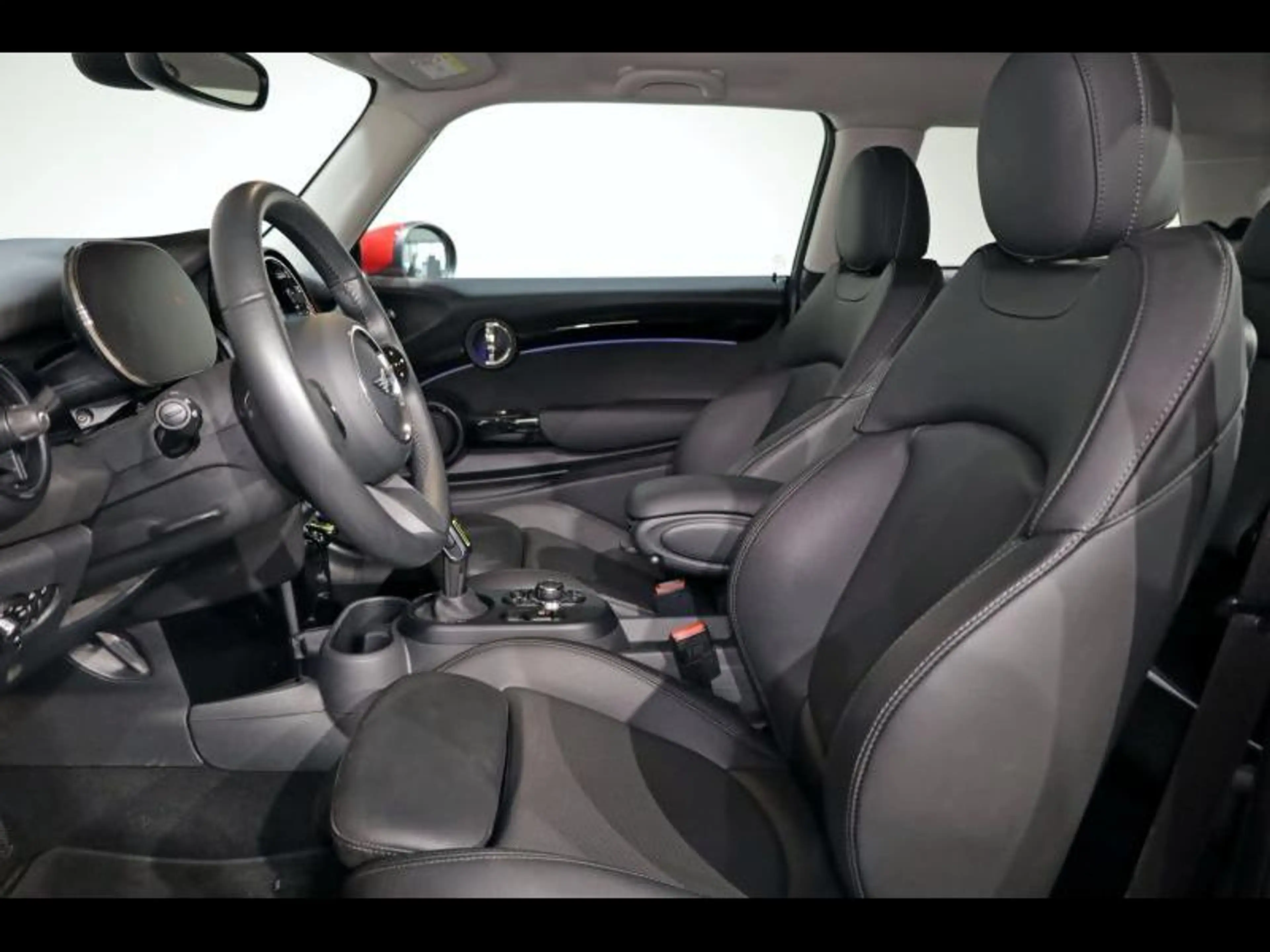 MINI Cooper SE Hatch 3 Portes — photo 7