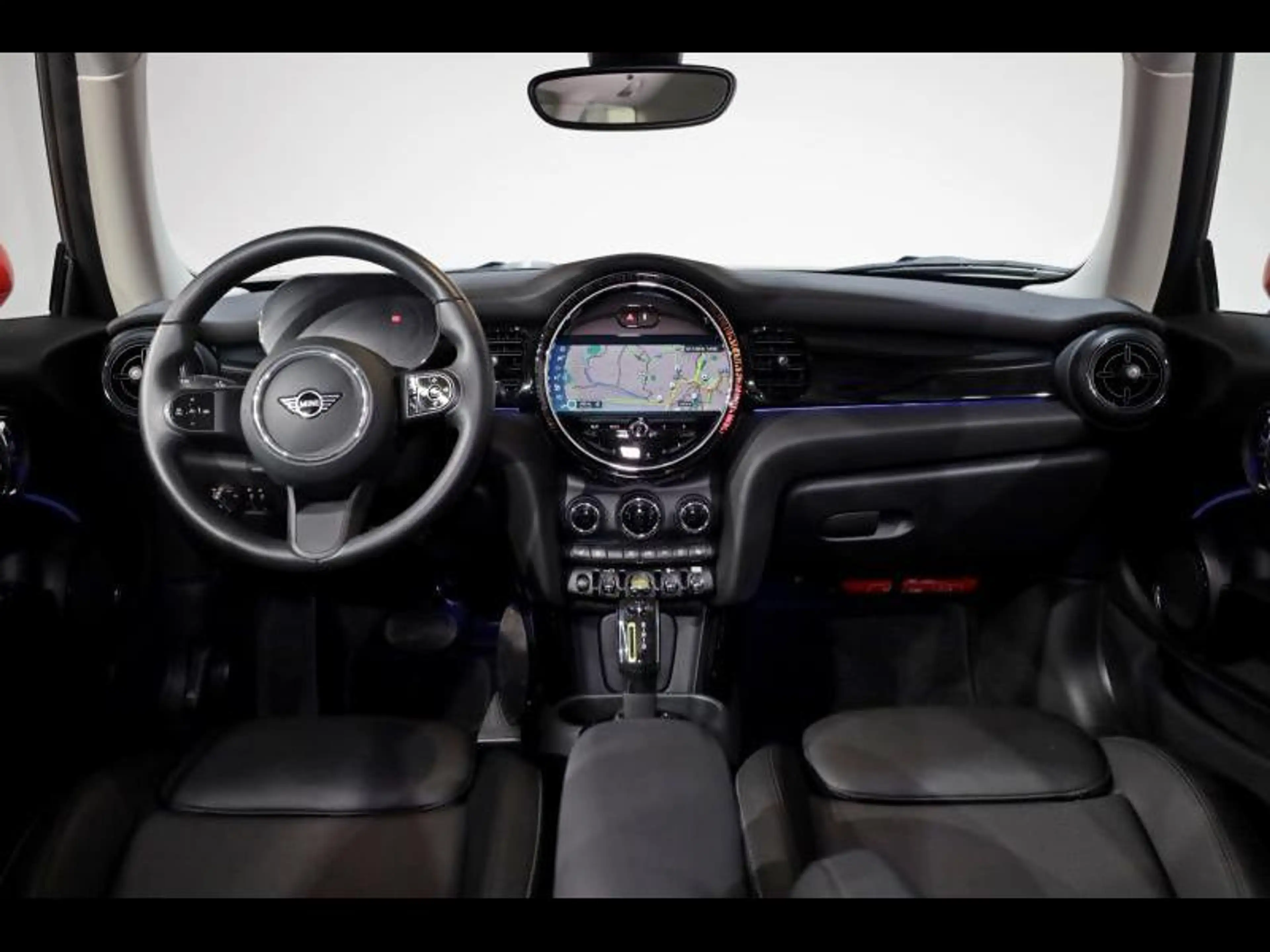 MINI Cooper SE Hatch 3 Portes — photo 6