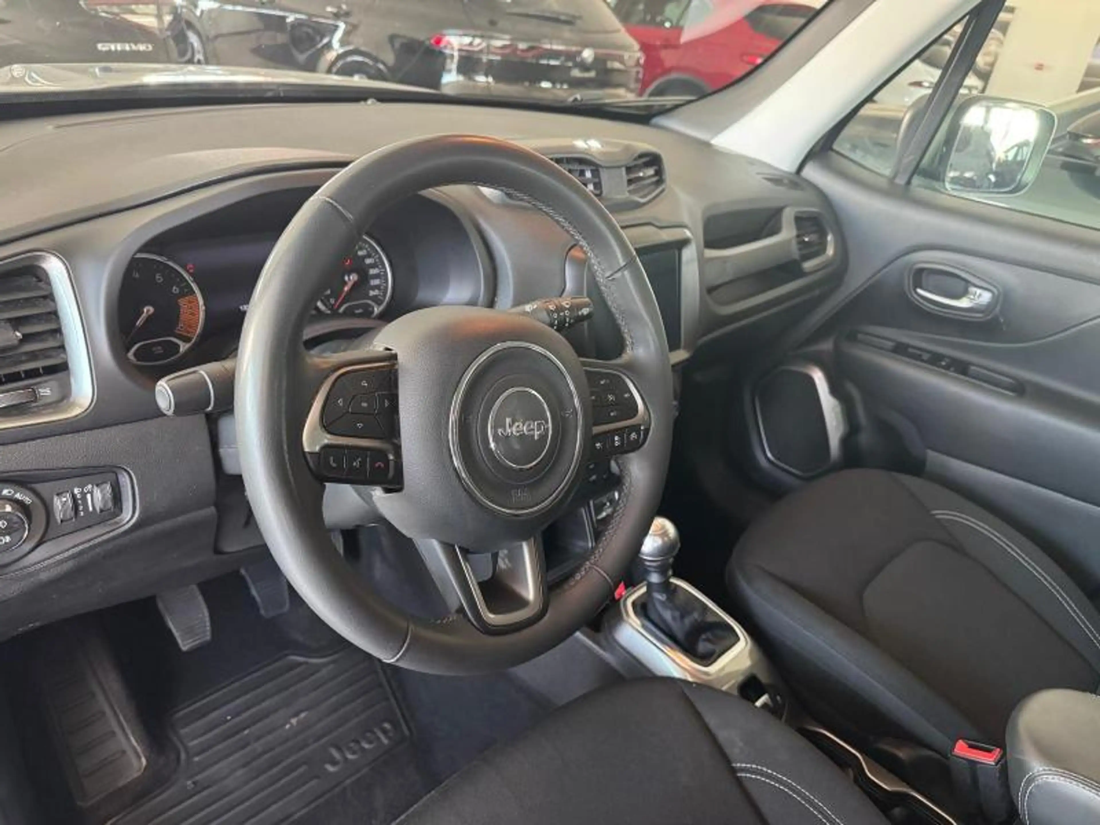 Jeep Renegade 1.0 T3 Longitude 5d 88kW — photo 9