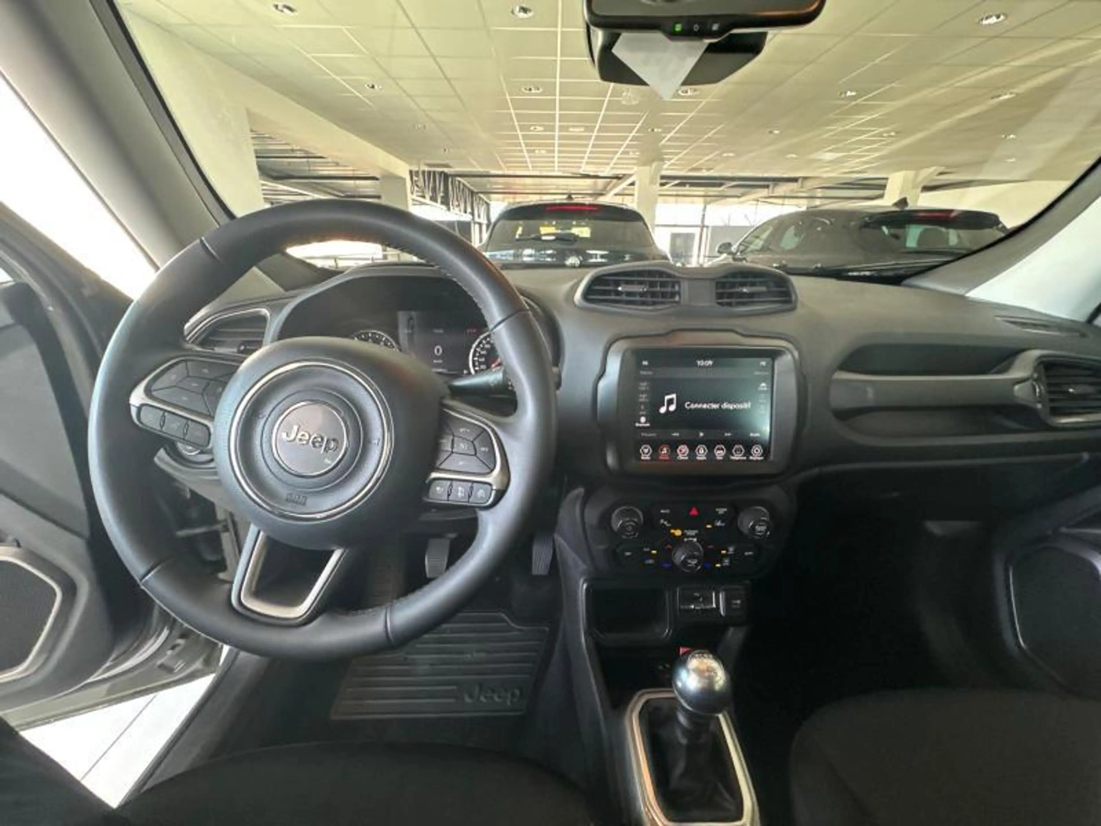 Jeep Renegade 1.0 T3 Longitude 5d 88kW — photo 10