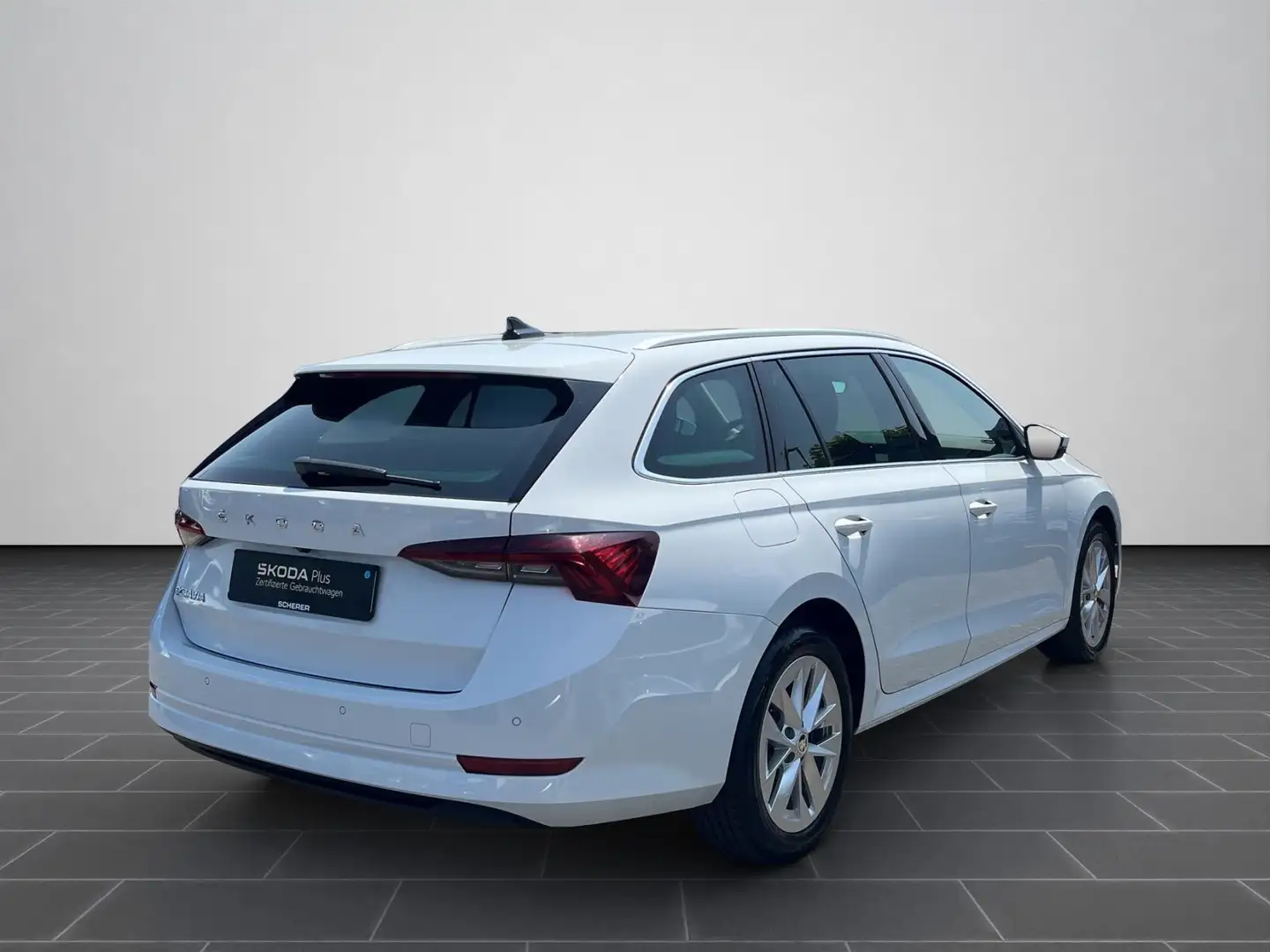 Skoda Octavia Combi 1.5 TSI Style Navi, Smart Link, RF Weiß - 2