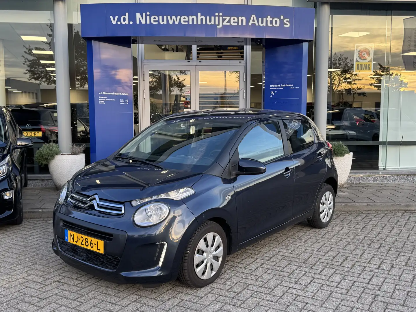 Citroen C1 1.0 e-VTi Feel Navigatie | Achteruitrij Camera | A Bleu - 1