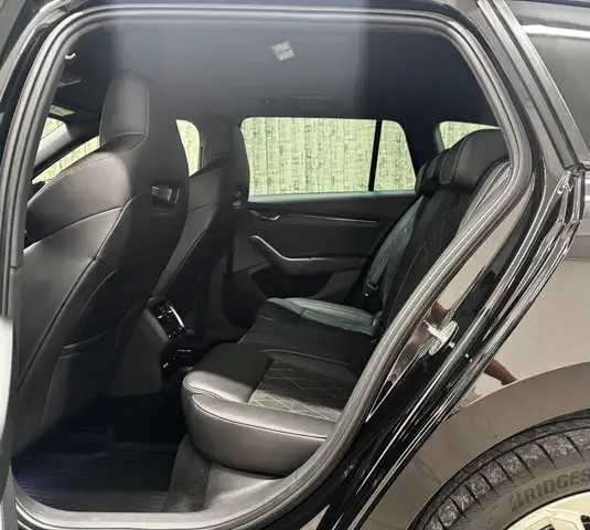 Skoda Octavia view 13