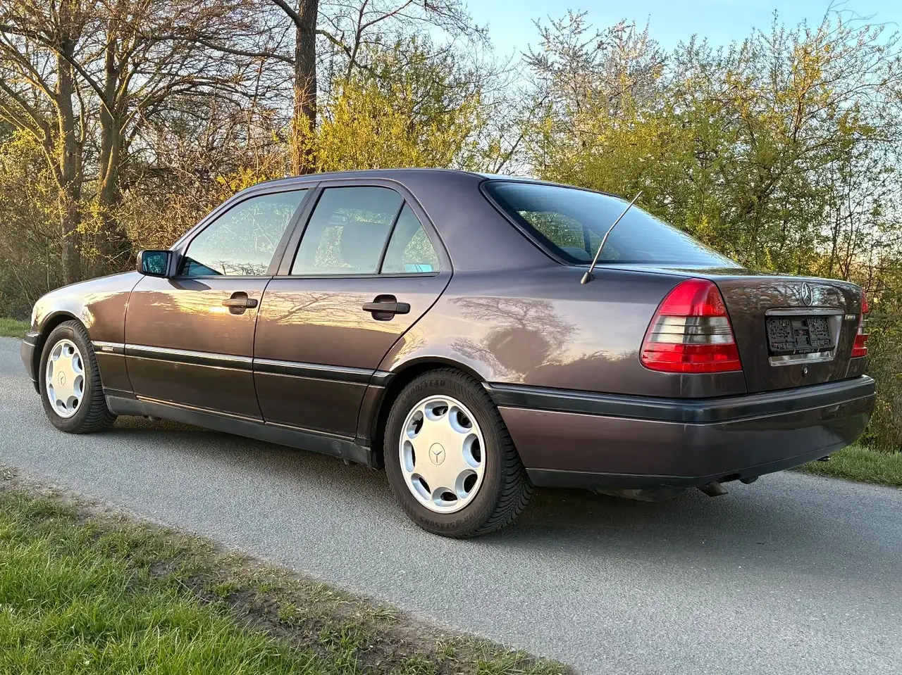 Mercedes-Benz C 180 C180 Esprit Limousine Tüv=Neu! 155T-Km Klima AHK, foto 4