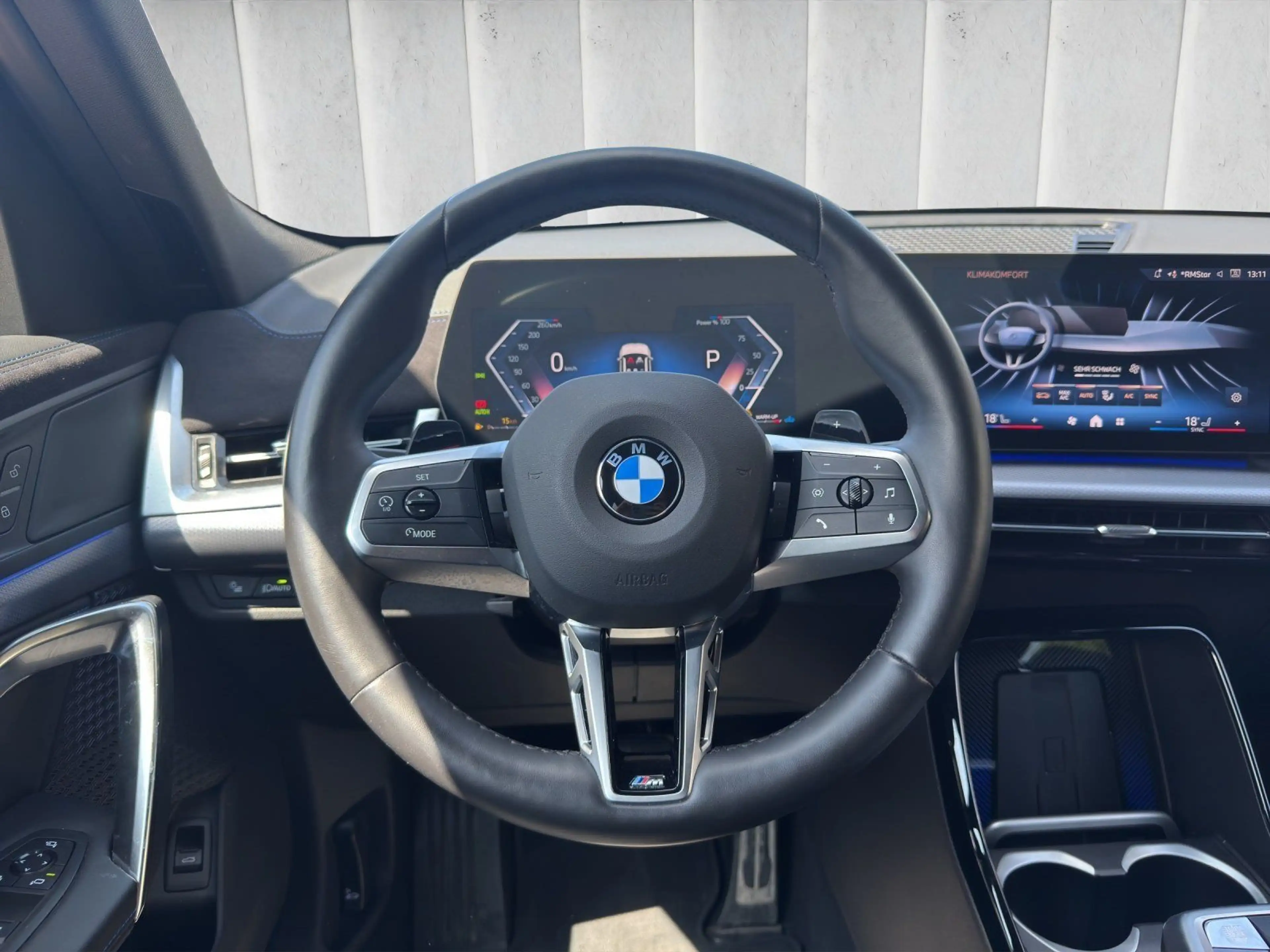 BMW X2 sDrive 18d M-Sportpaket Digitaltacho Kamera — photo 10
