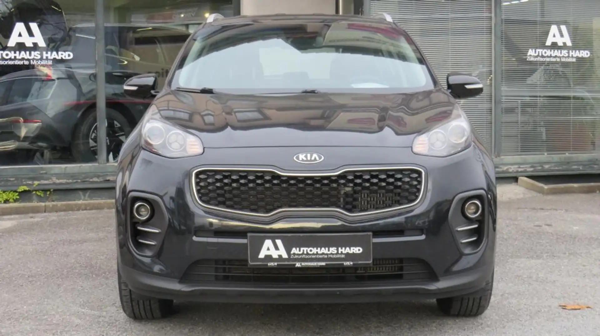Kia Sportage 2,0 CRDI AWD Silber MT6 Schwarz - 2