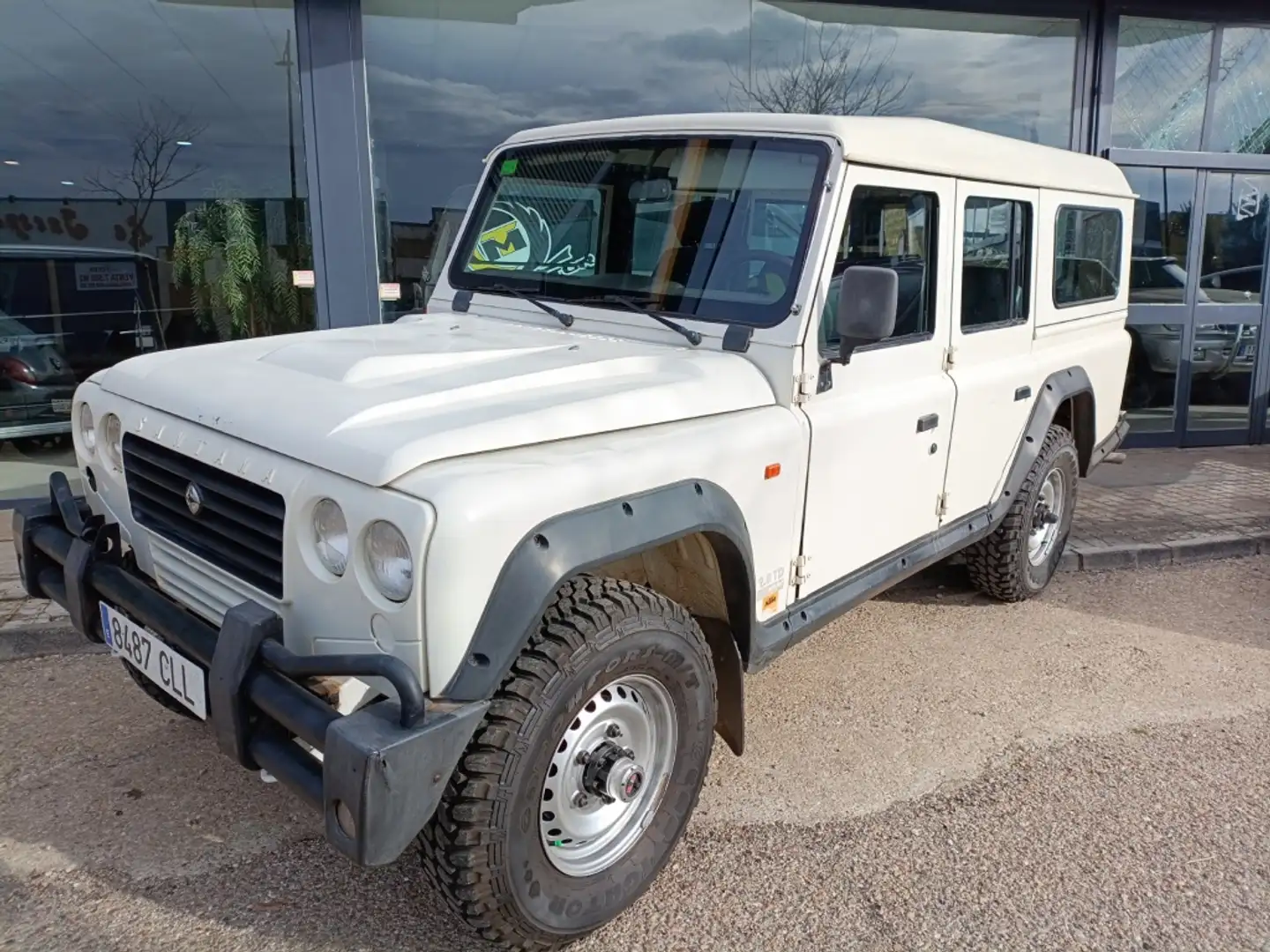 Santana Anibal 2.8 CRD Blanco - 1