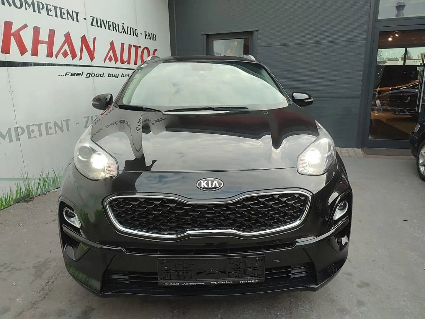 Kia Sportage 1,6 CRDI SCR *Navi*RF-Kamera*Bluetooth* Schwarz - 2