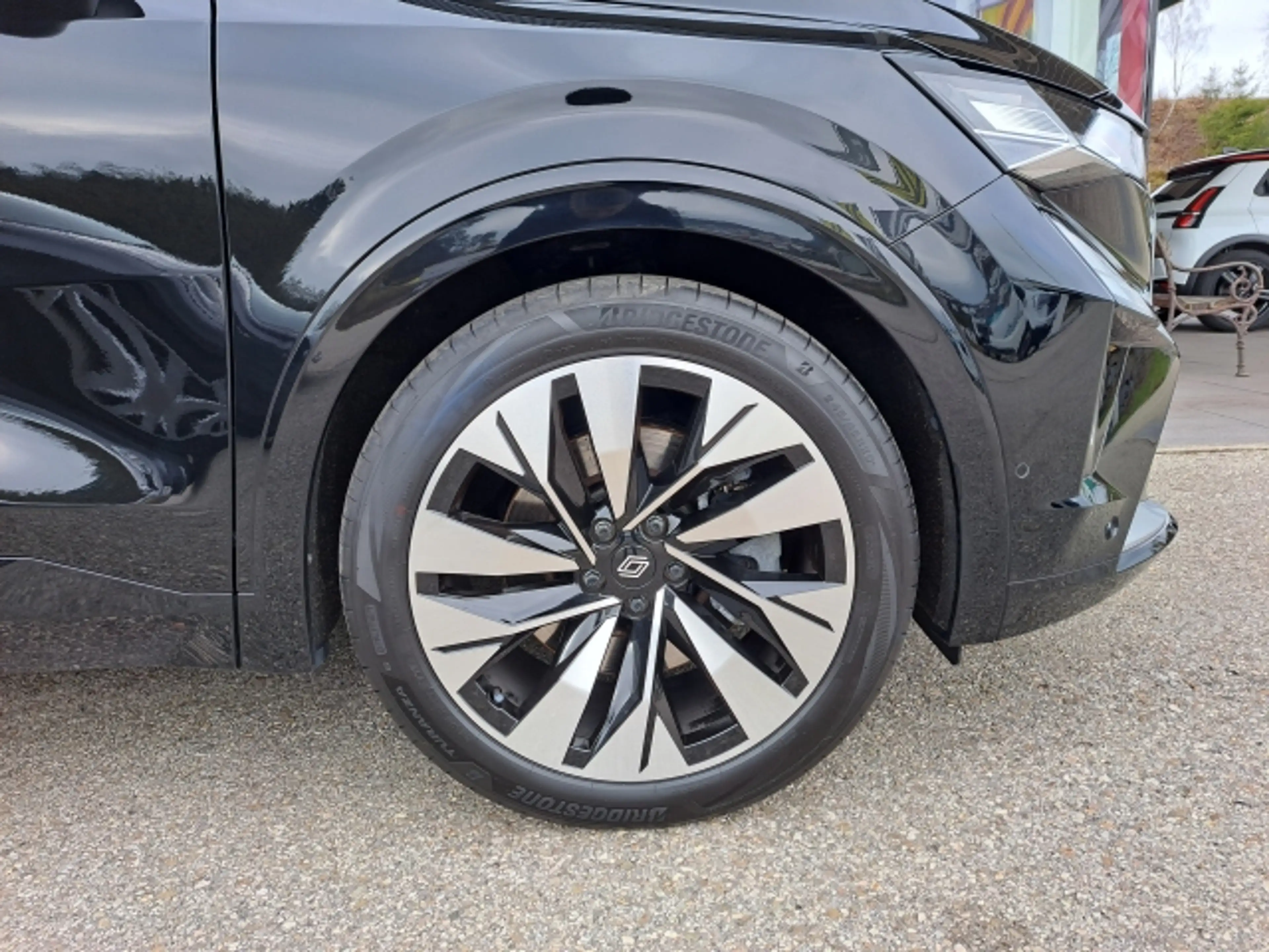 Renault Rafale RAFALE Techno E-Tech 200 Full-Hybrid — photo 4