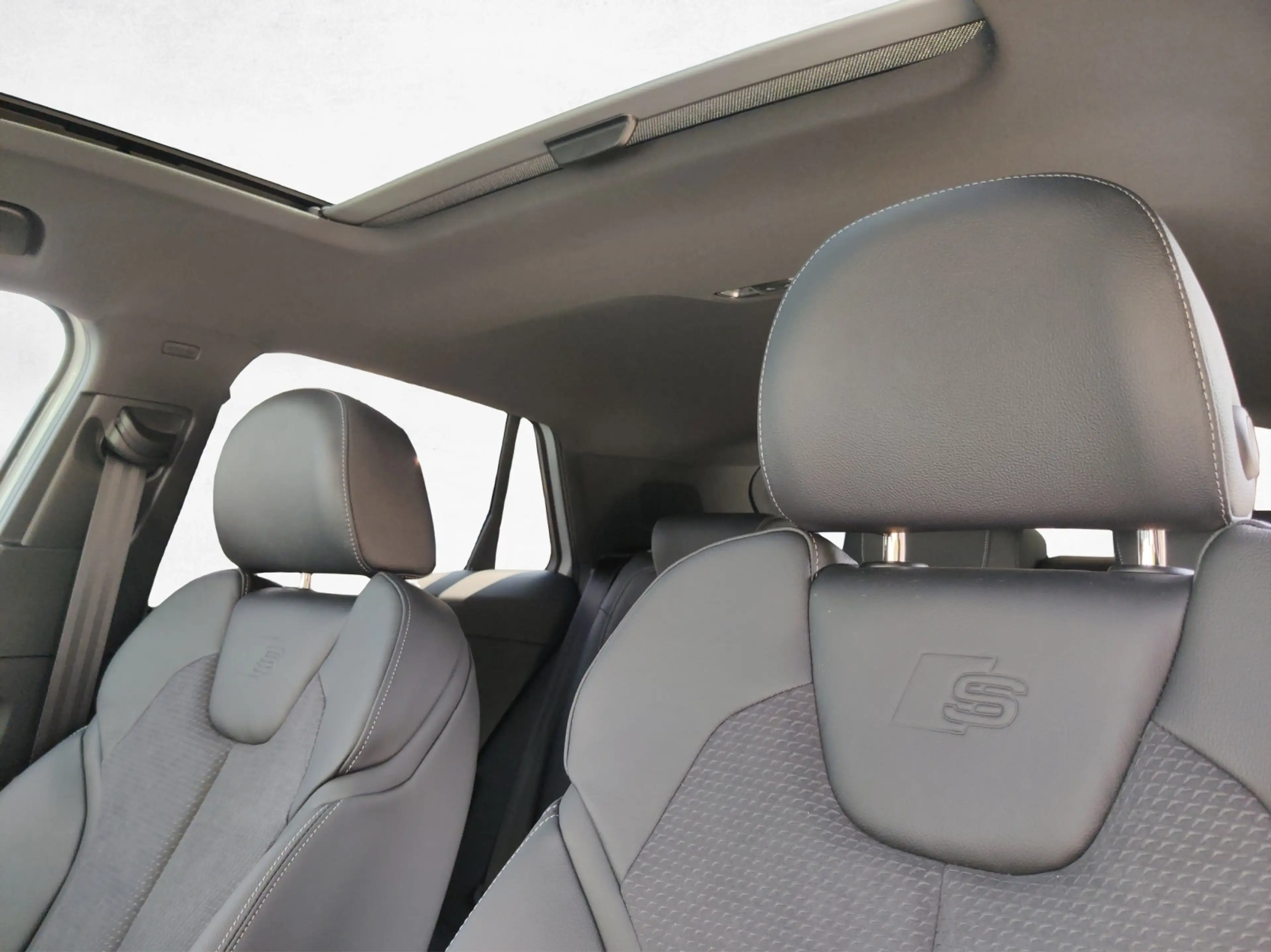 Audi SQ2 2.0 TFSI quattro Sonos; Matrix Pano; AKTION! — photo 15
