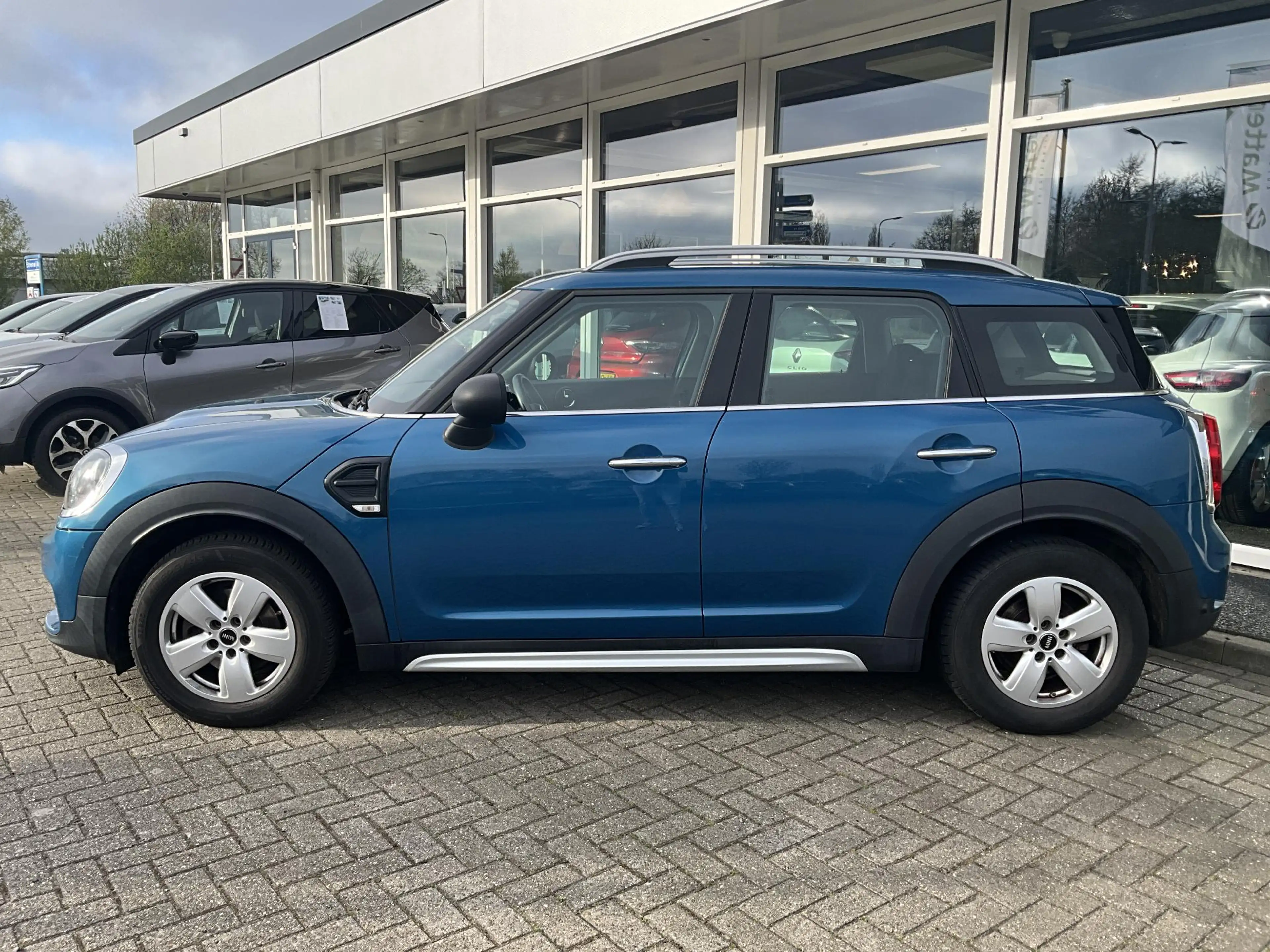 MINI One Countryman 1.5 Business Edition — photo 6