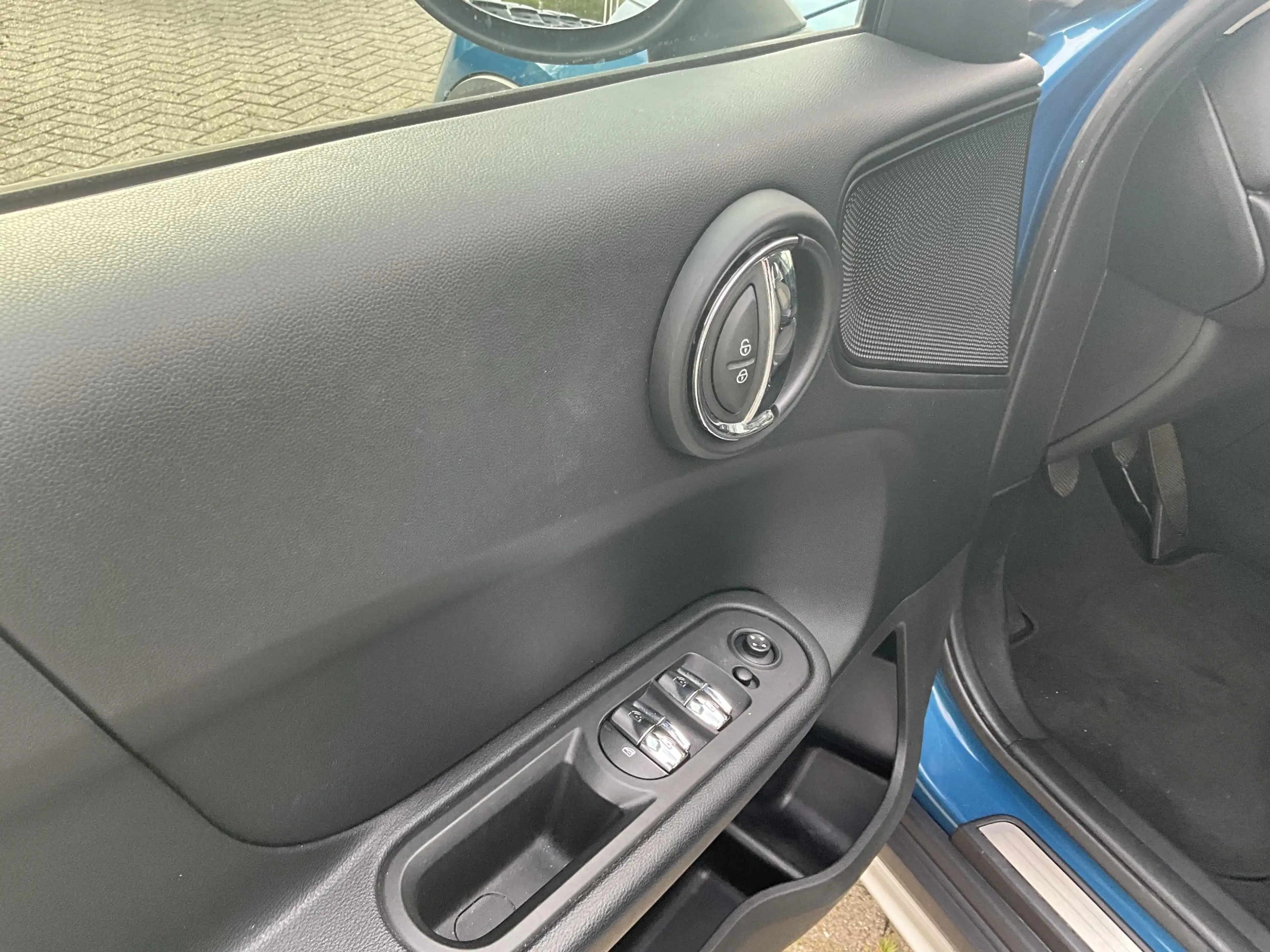 MINI One Countryman 1.5 Business Edition — photo 12