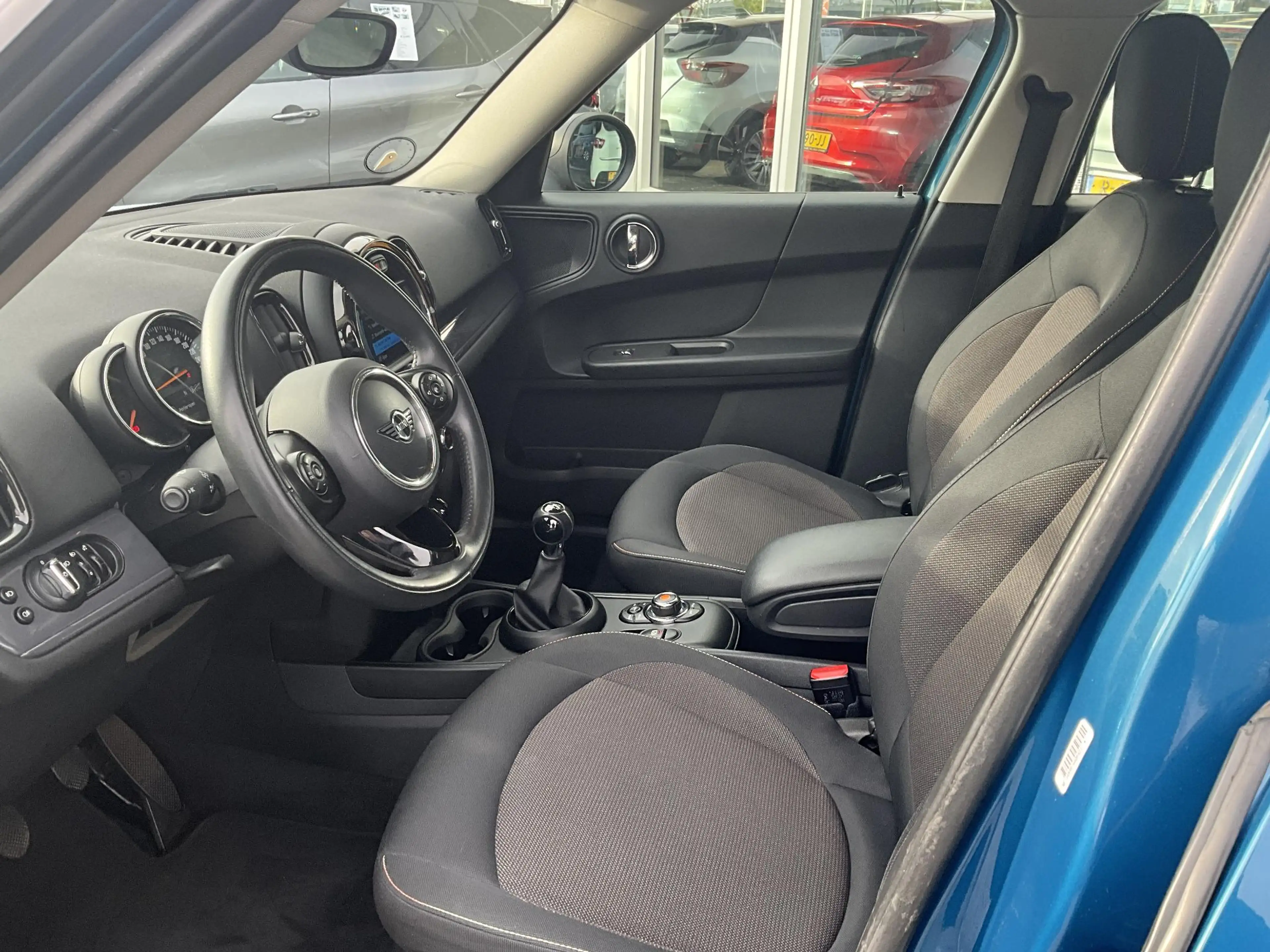 MINI One Countryman 1.5 Business Edition — photo 7
