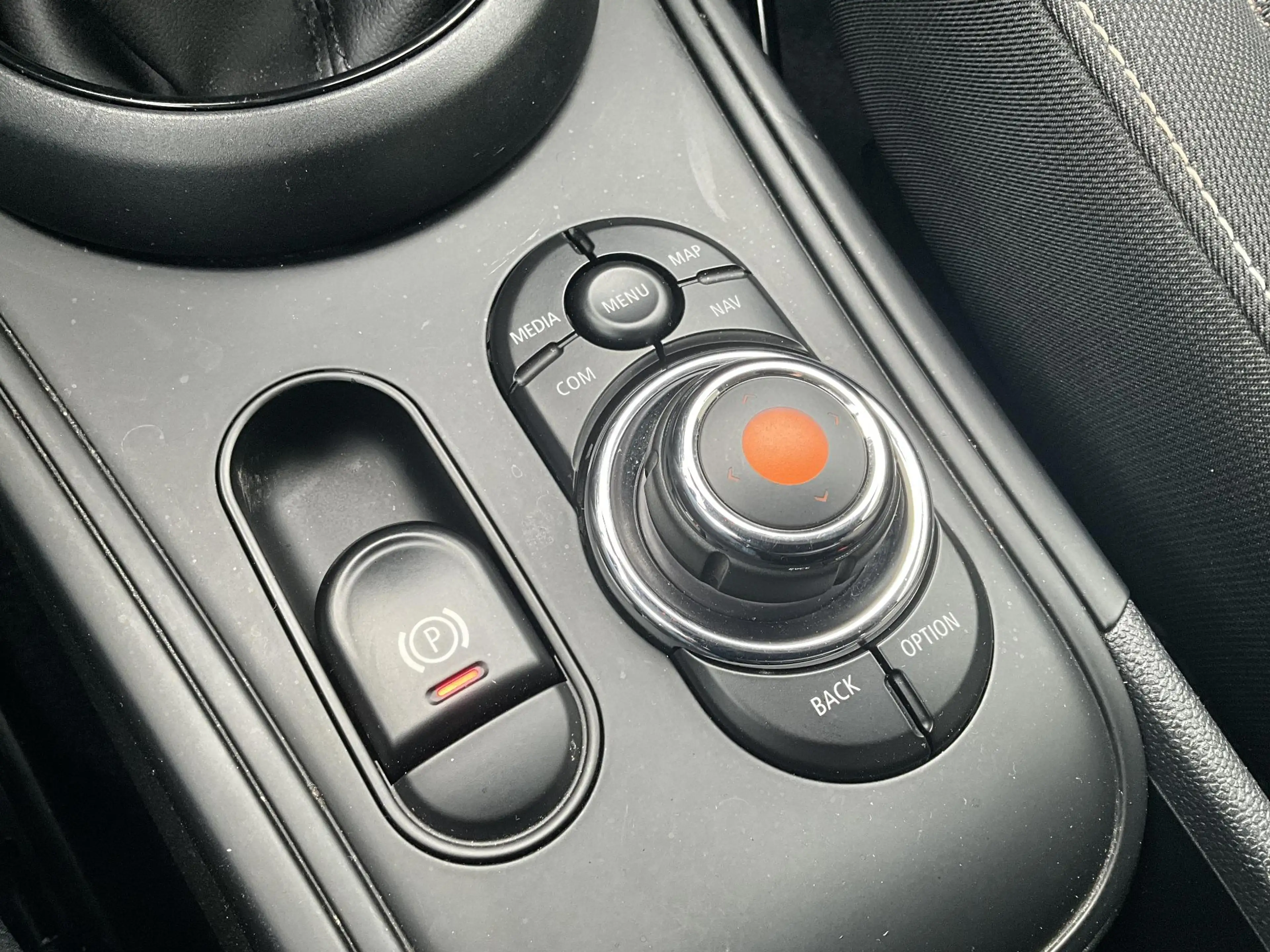MINI One Countryman 1.5 Business Edition — photo 21