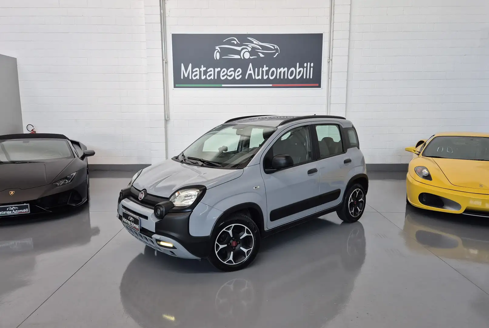 Fiat Panda 1.occ 69cv Cross Hibryd IvaEsposta NEOPATENTATI Grijs - 1