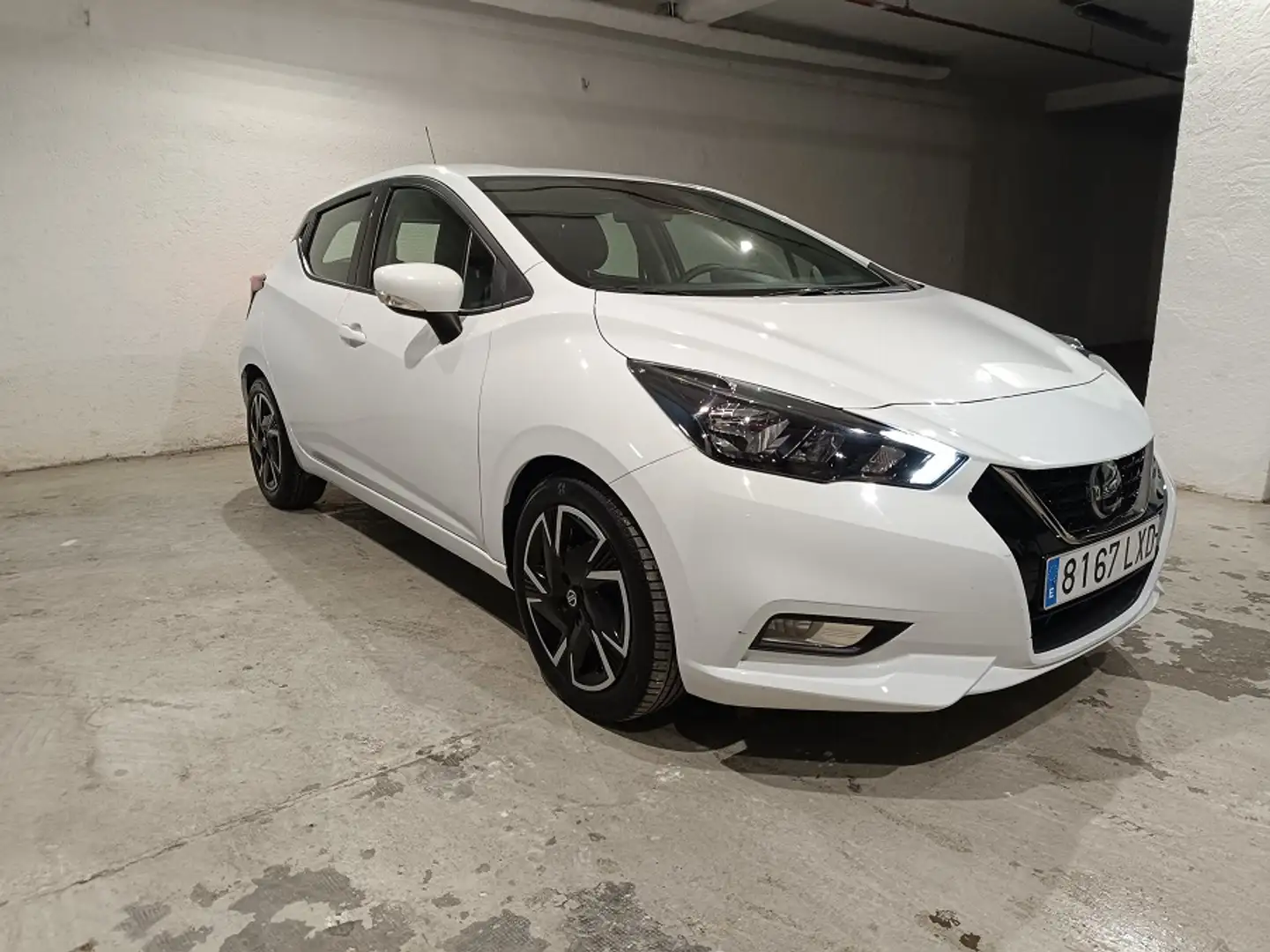 Nissan Micra IG-T Acenta CVT 92 Wit - 1