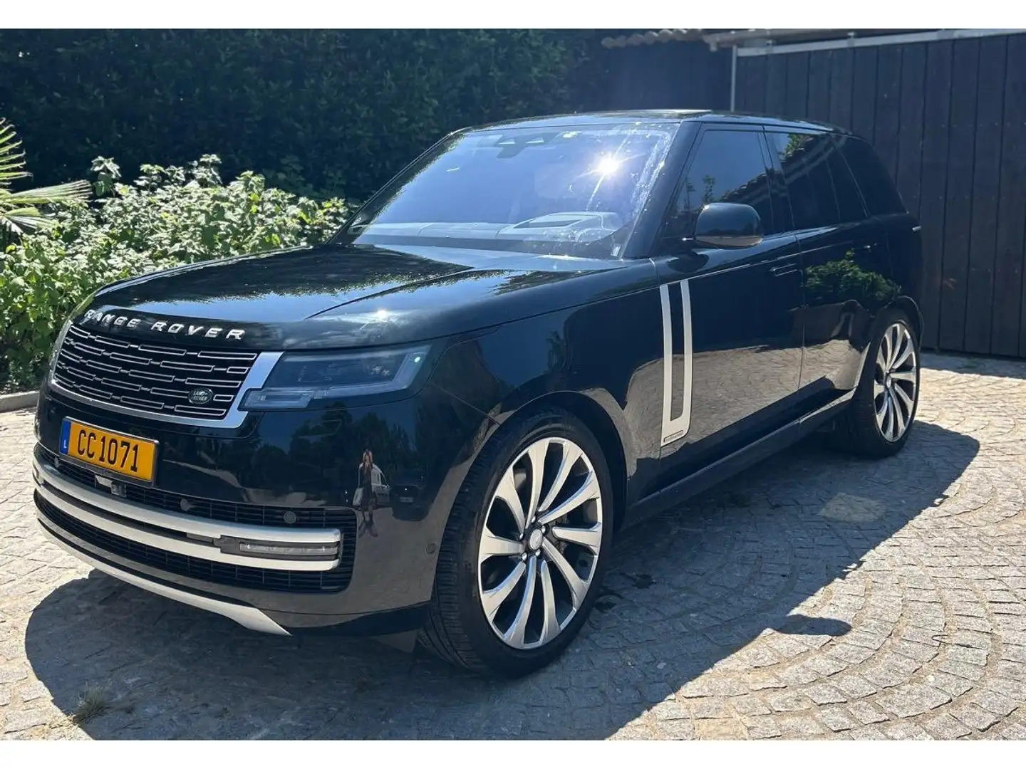 Land Rover Range Rover Range Rover SWB P530 Autobiography AWD Auto. 23MY Noir - 1