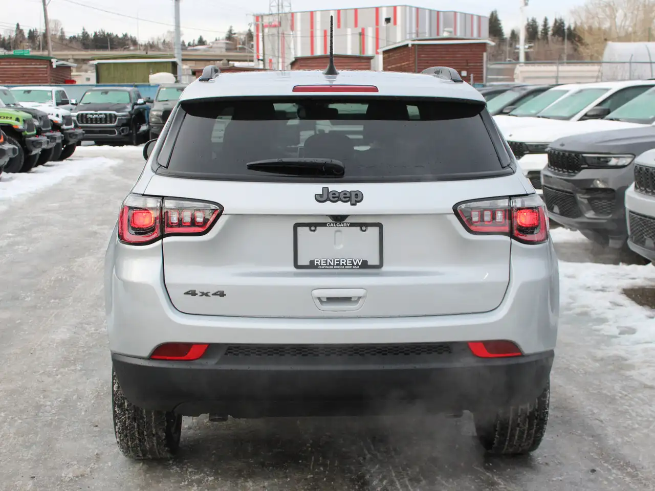 Jeep Compass photo Jeep Compass