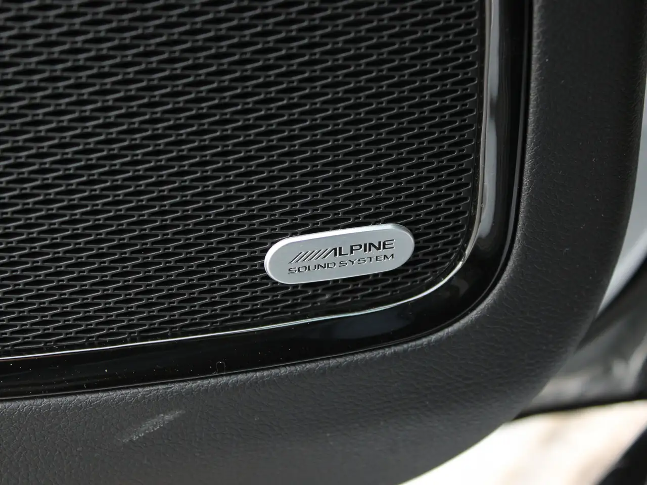 Jeep Compass photo Jeep Compass