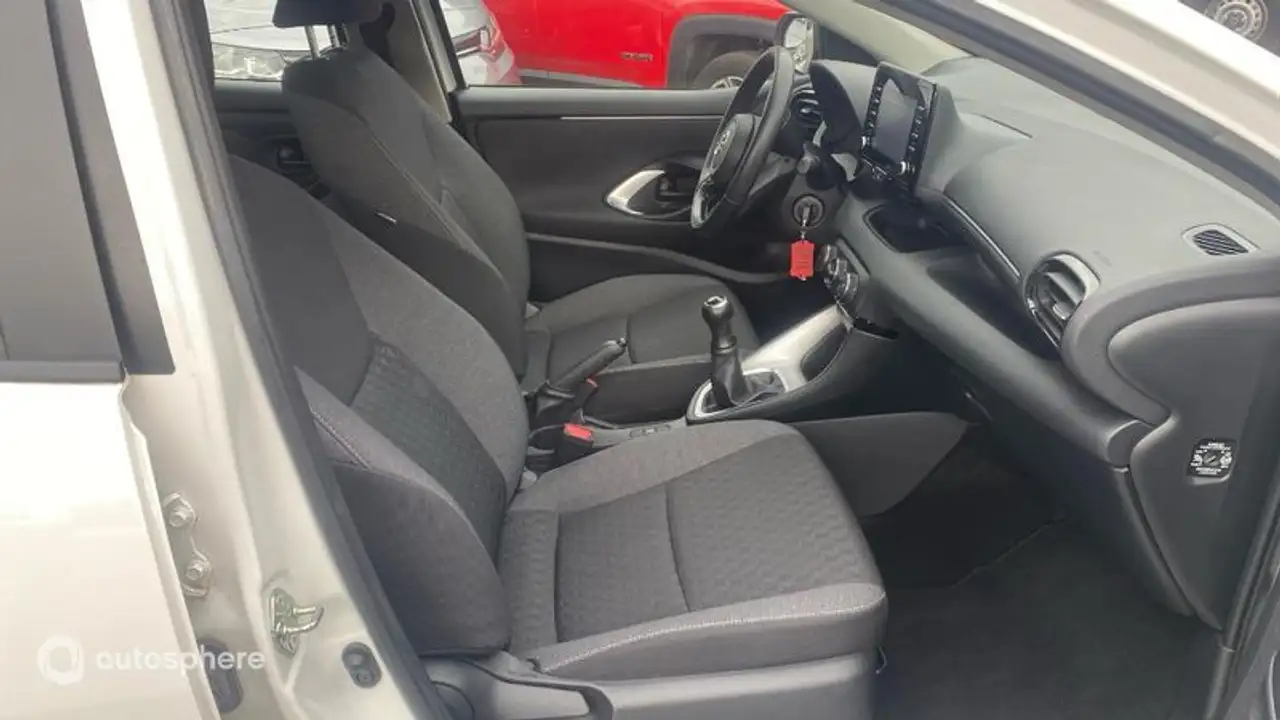 Toyota Yaris Yaris — photo 15