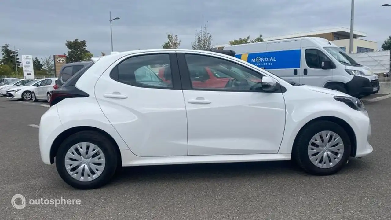 Toyota Yaris Yaris — photo 4
