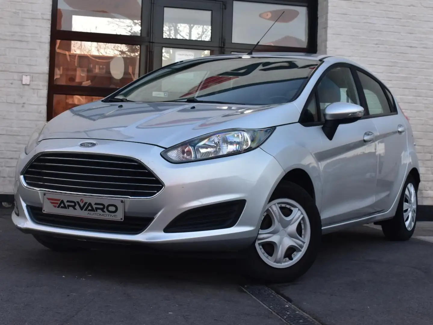 Ford Fiesta 1.25 SYNC Edition / Topstaat / Garantie Silber - 2