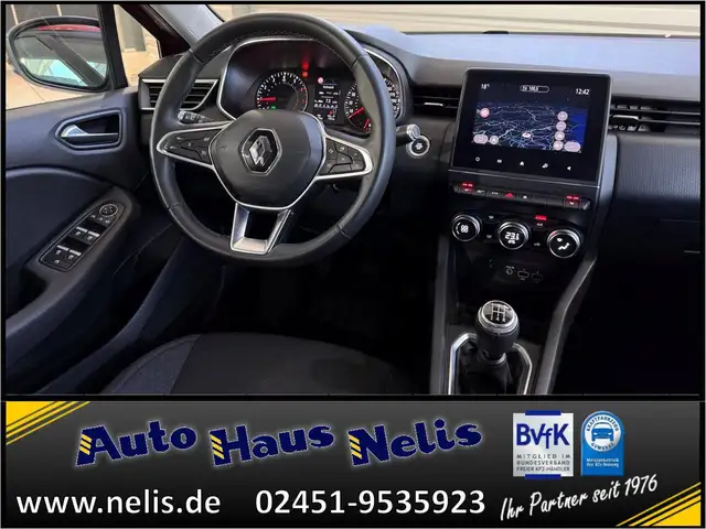 Renault Clio view 10