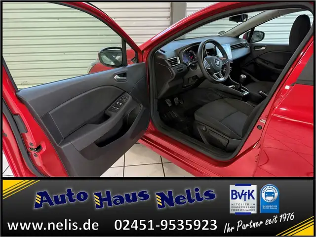 Renault Clio view 7