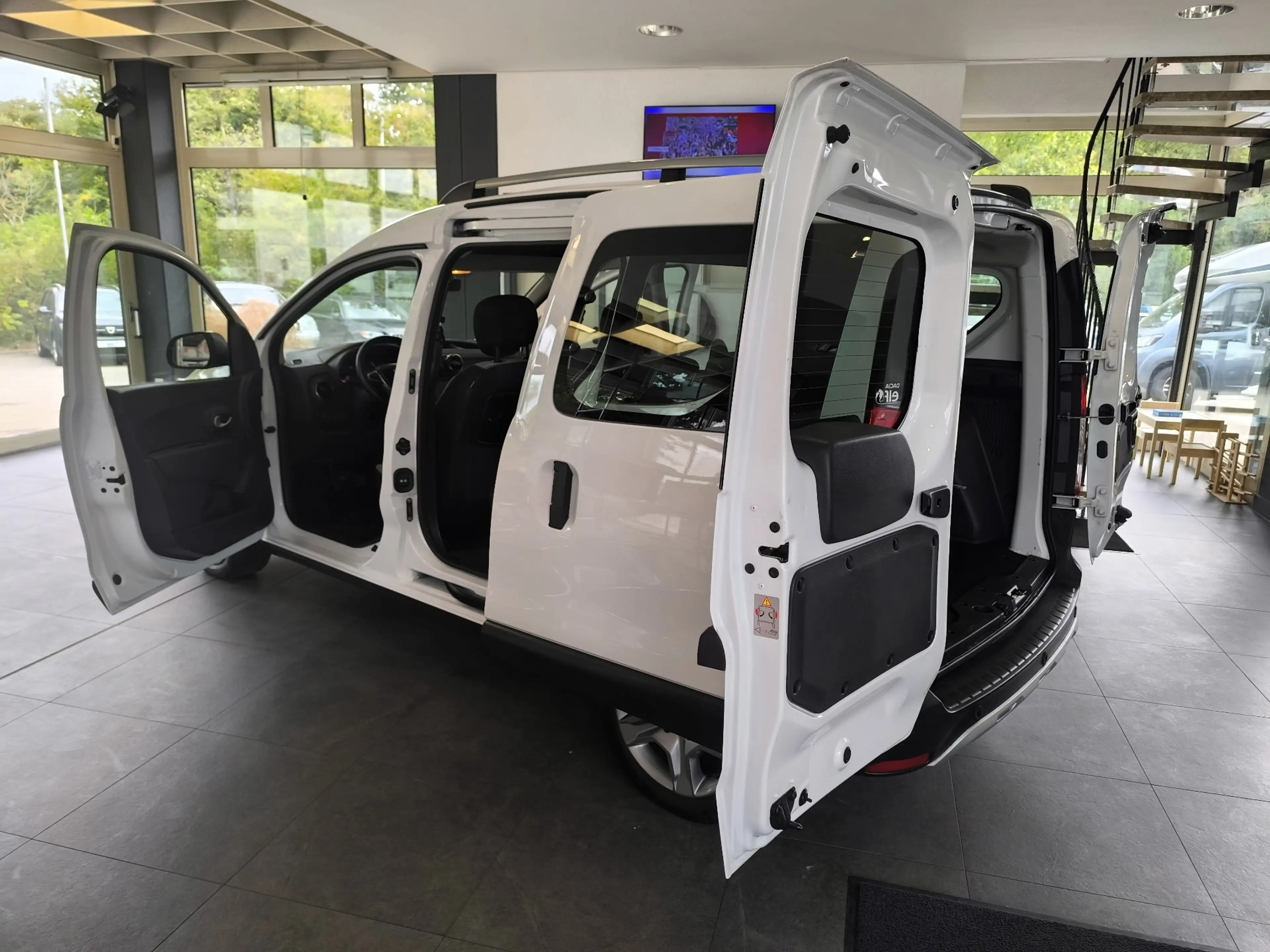 Dacia Dokker Stepway.-Navigation.-Tempomat.-Klimaanl.-PDC.-Blue — photo 8
