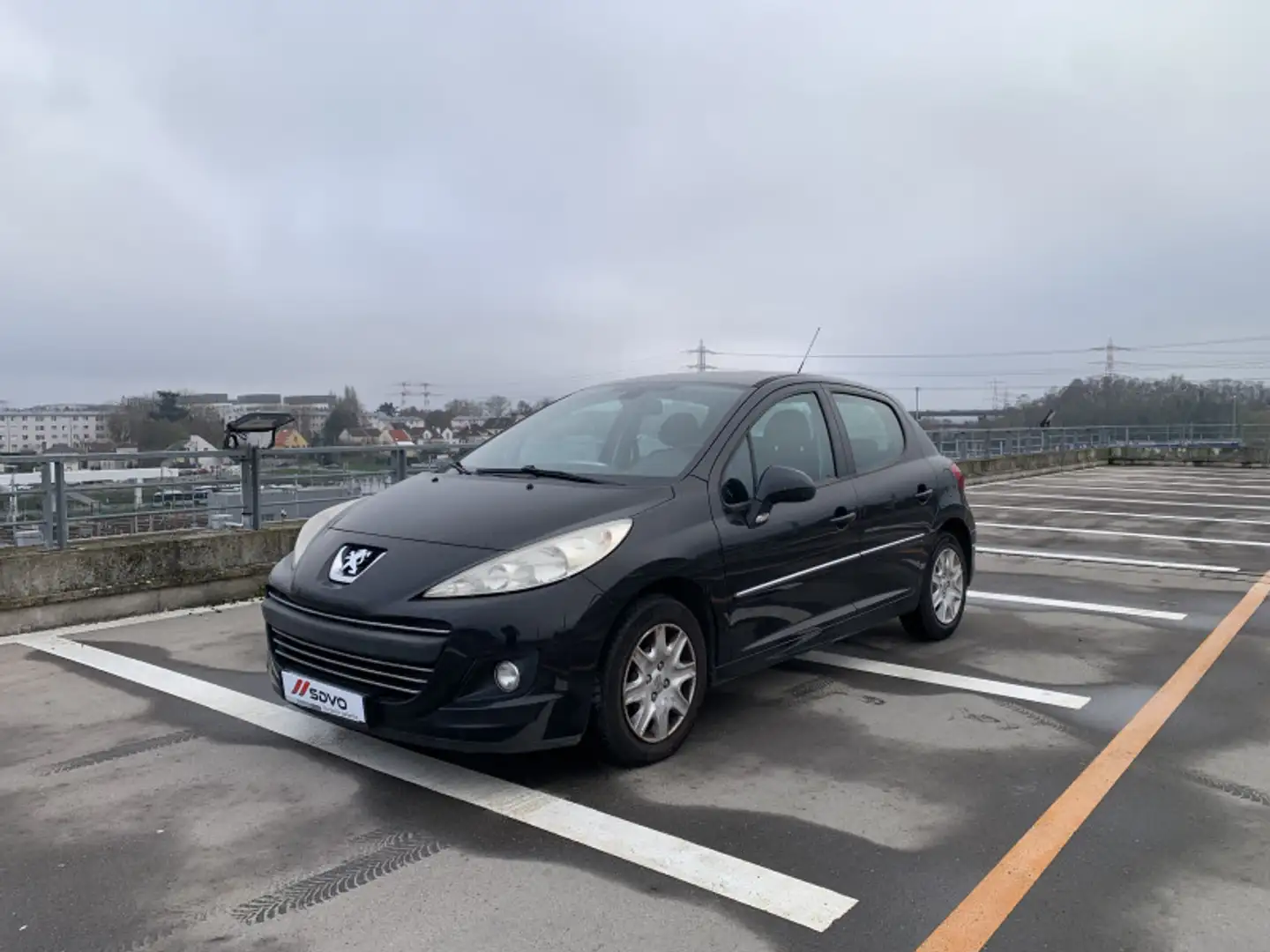 Peugeot 207 1.6 HDI90 PREMIUM 5P Black - 2